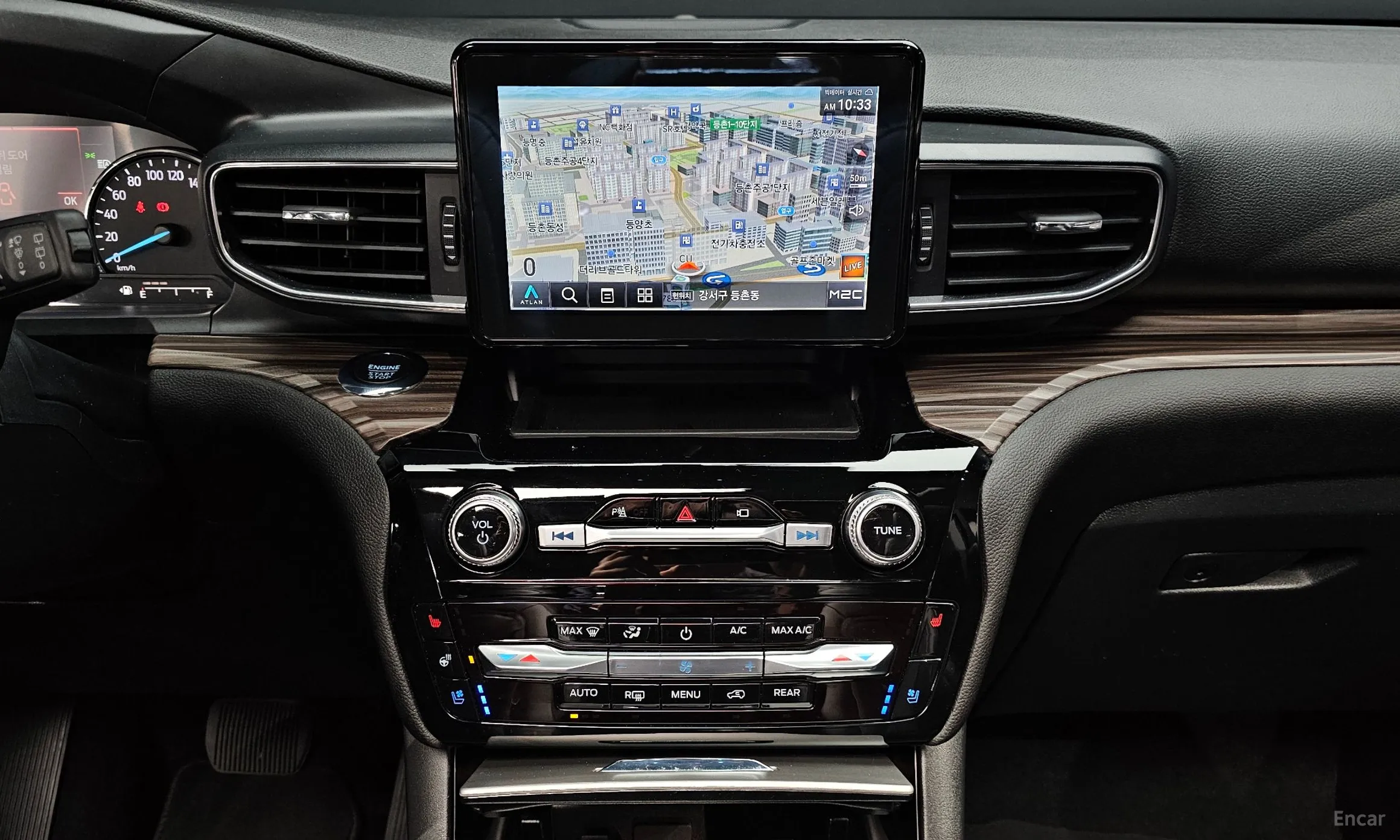 Ford Explorer 6th Generation превью 14
