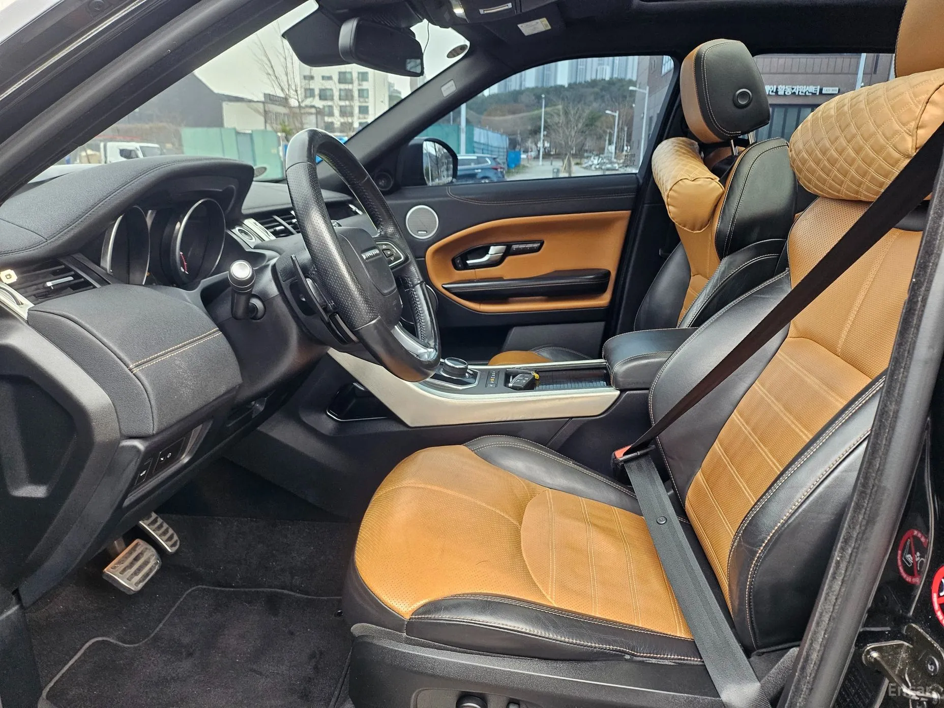 Land Rover Range Rover Evoque превью 10