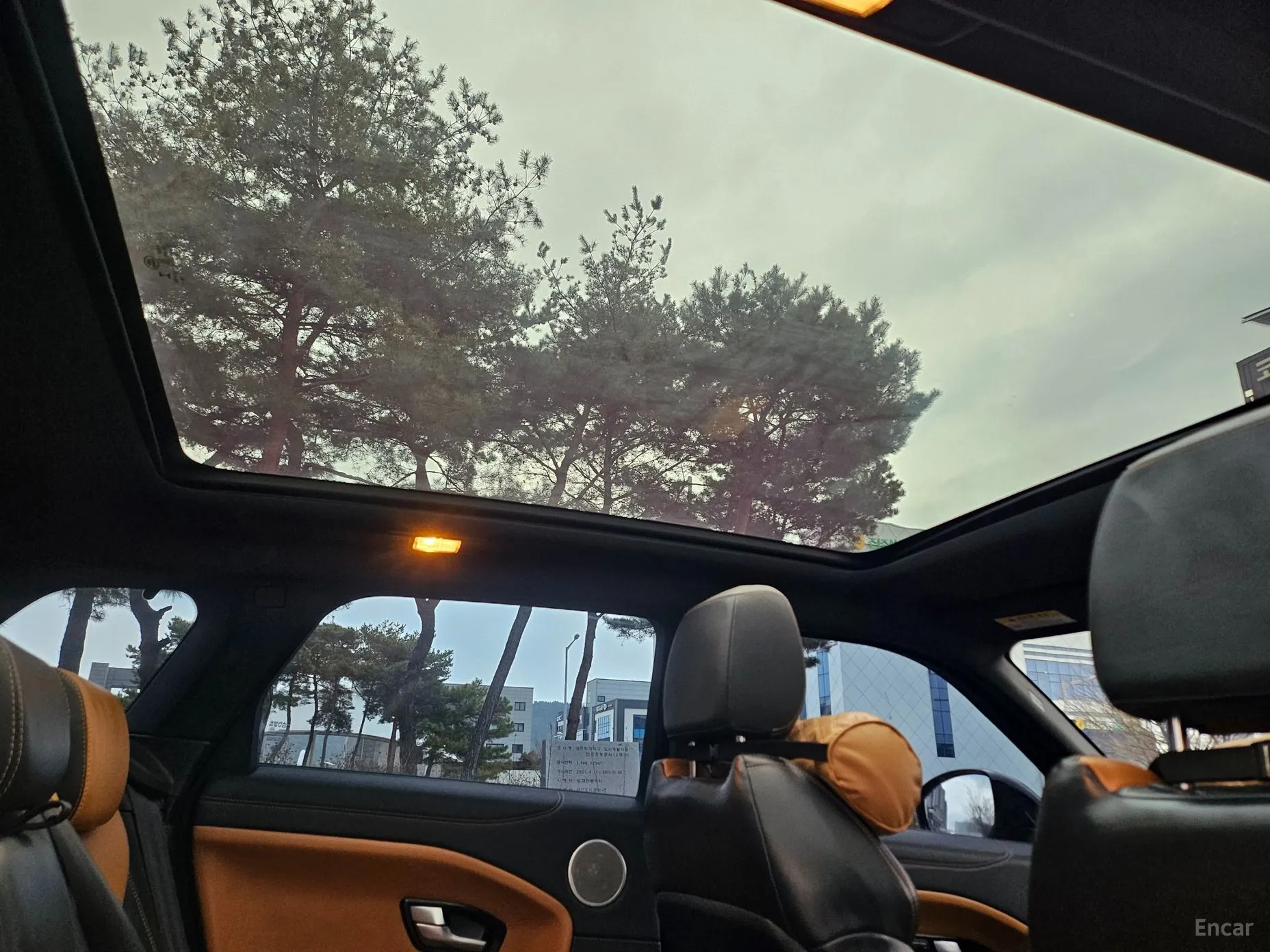 Land Rover Range Rover Evoque превью 14