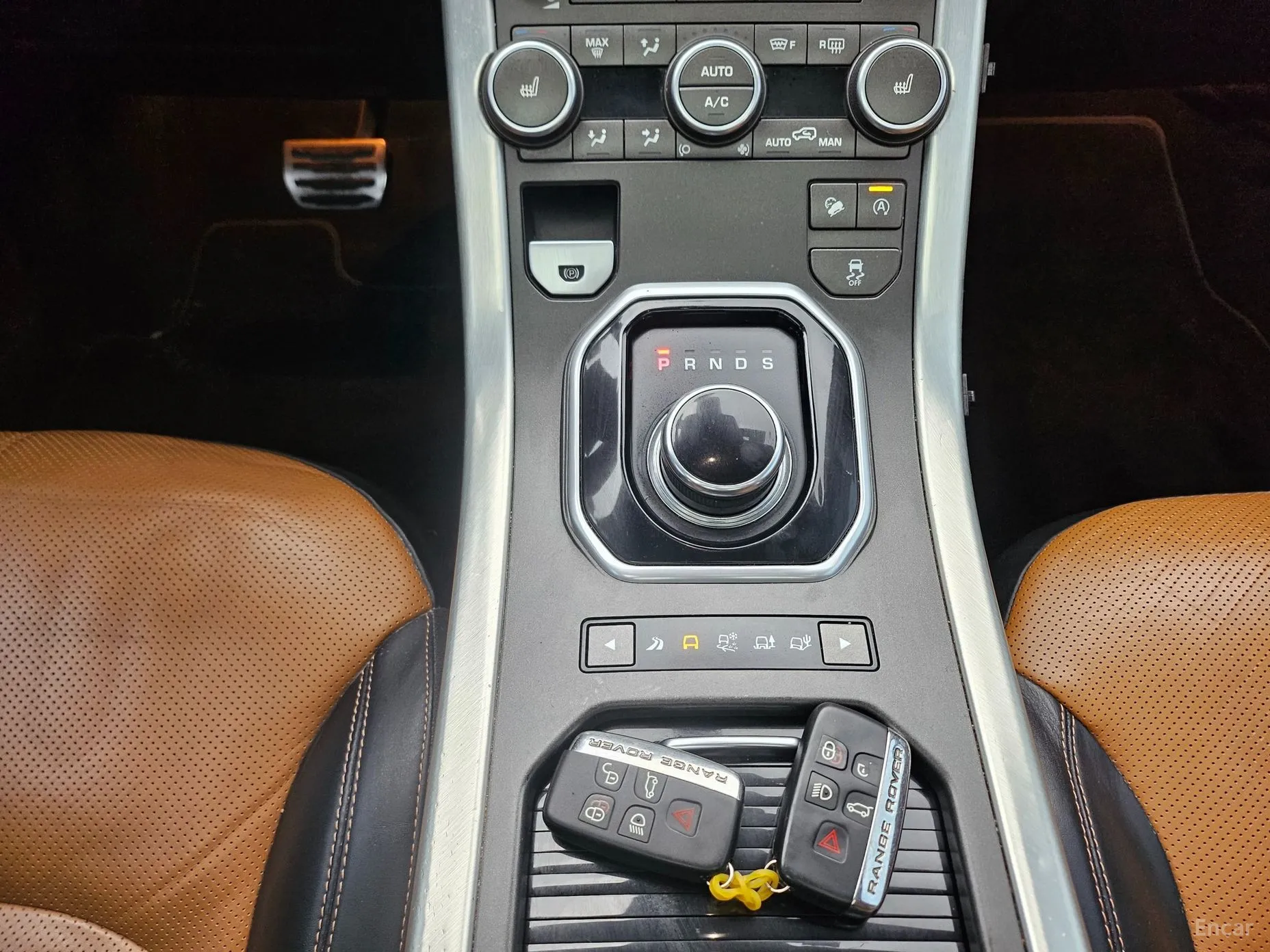 Land Rover Range Rover Evoque превью 18