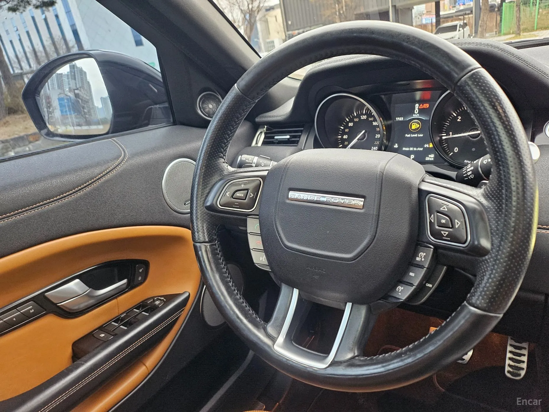 Land Rover Range Rover Evoque превью 19