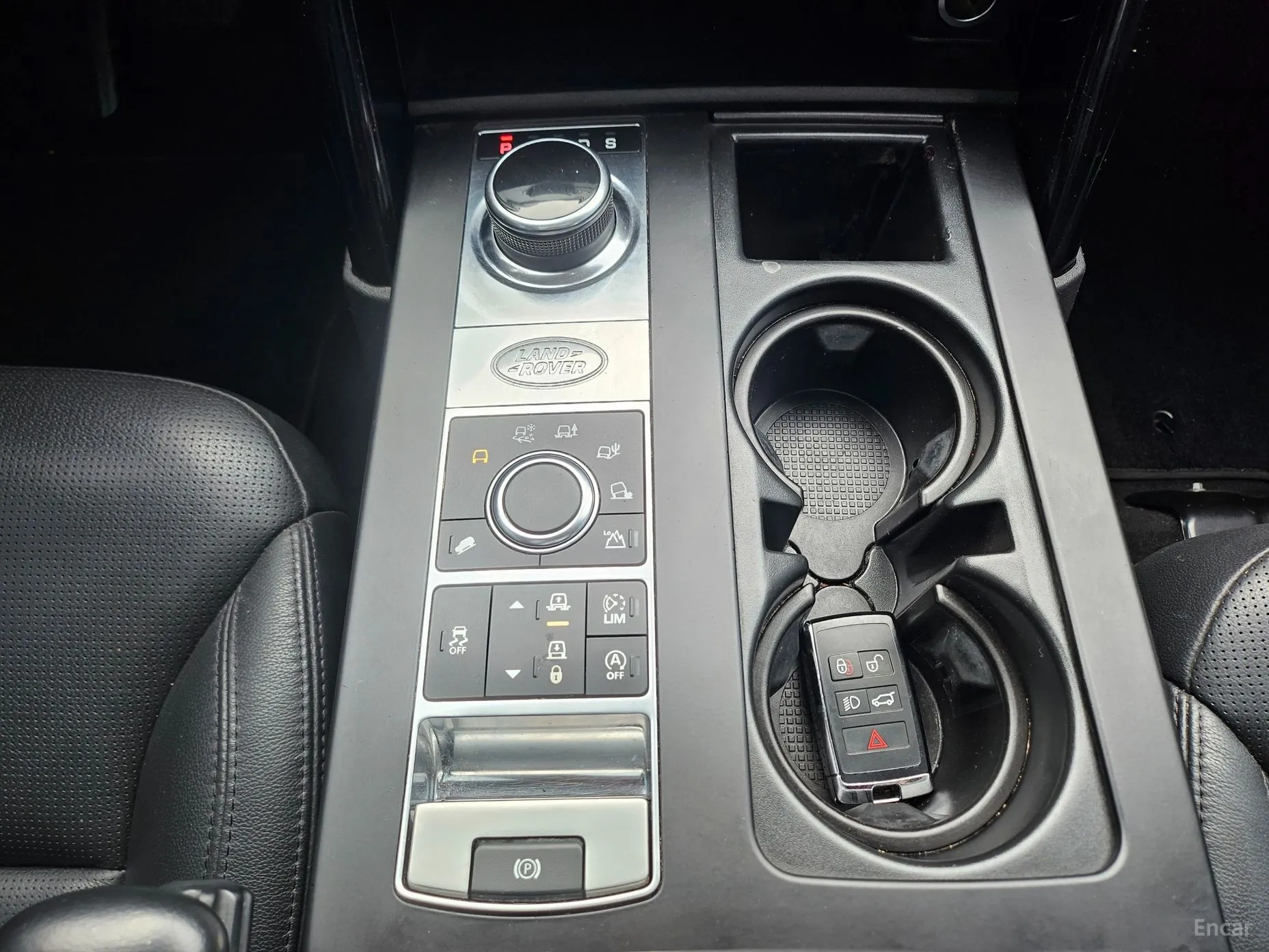 Land Rover Discovery 5 превью 15
