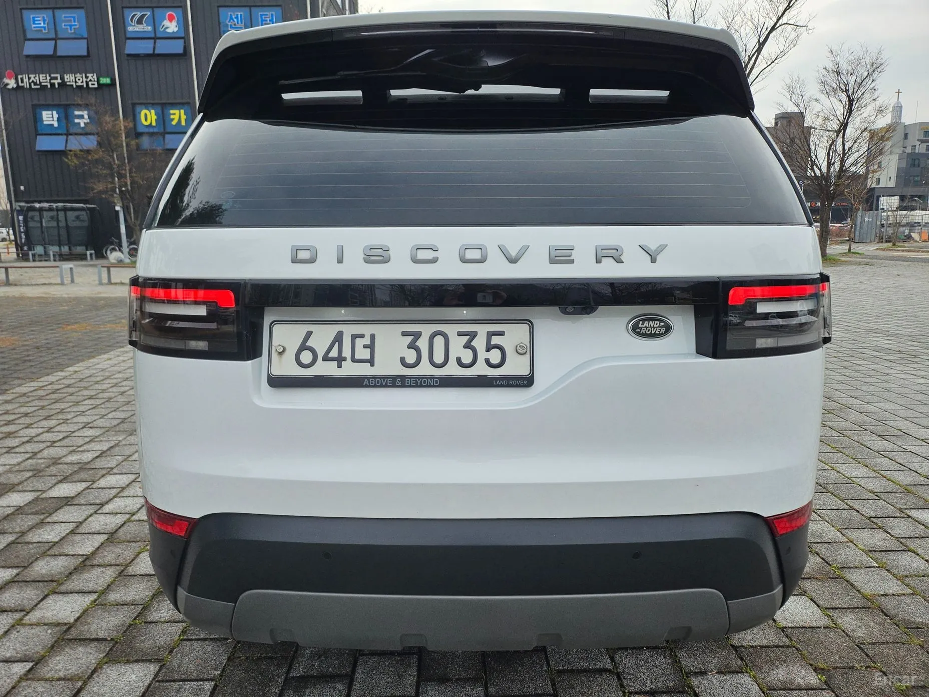 Land Rover Discovery 5 превью 6