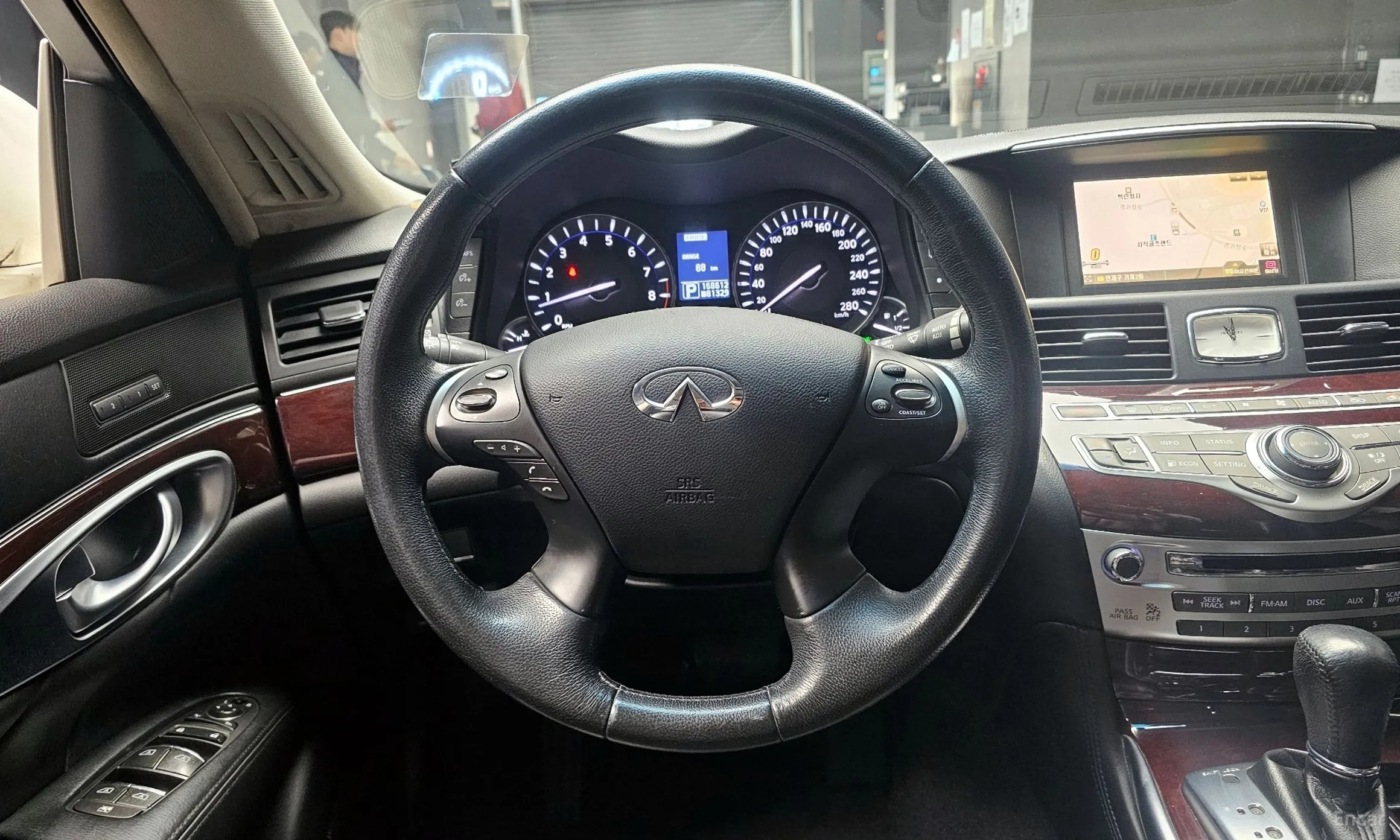 Infiniti M37 превью 13