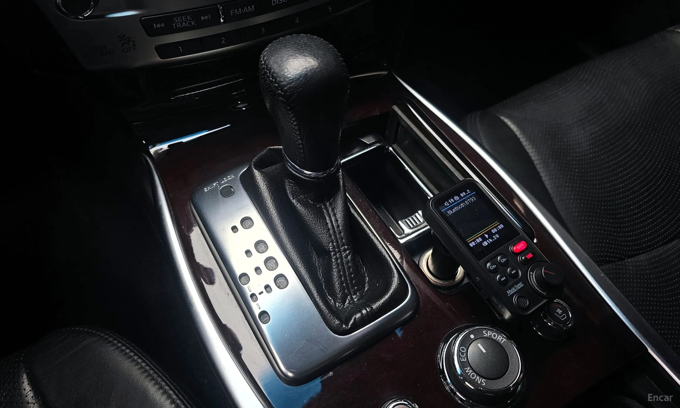 Infiniti M37 превью 9