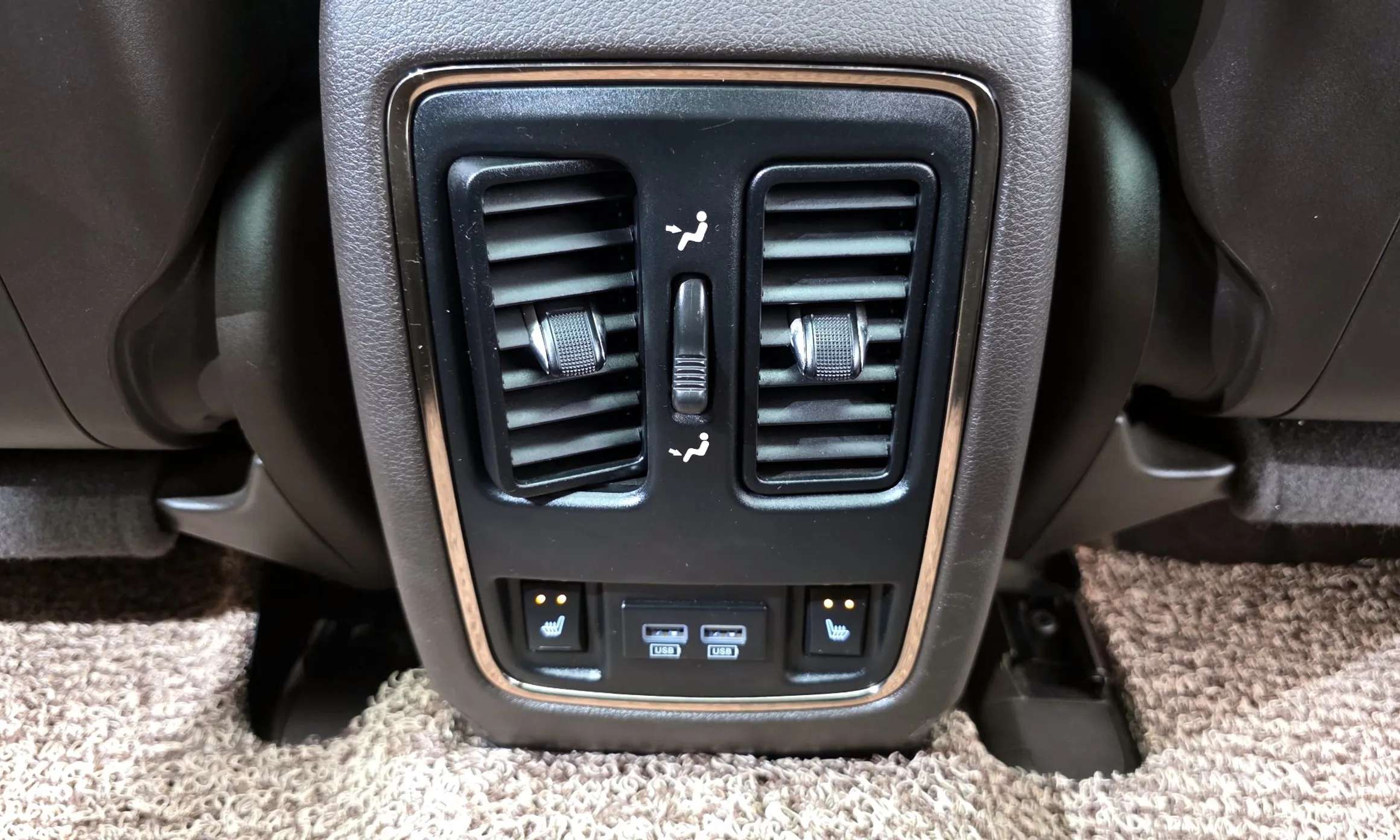 Jeep Grand Cherokee превью 12