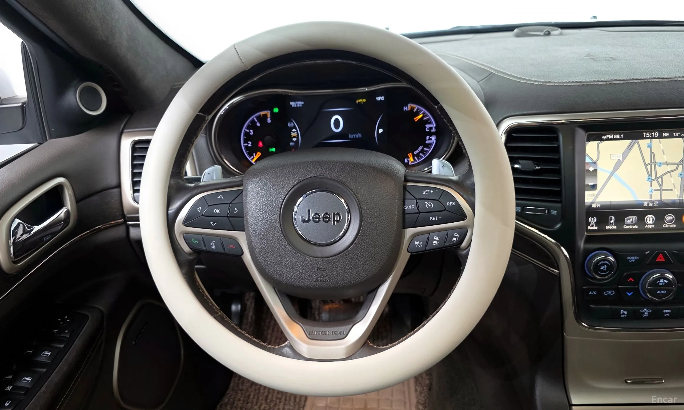 Jeep Grand Cherokee превью 14