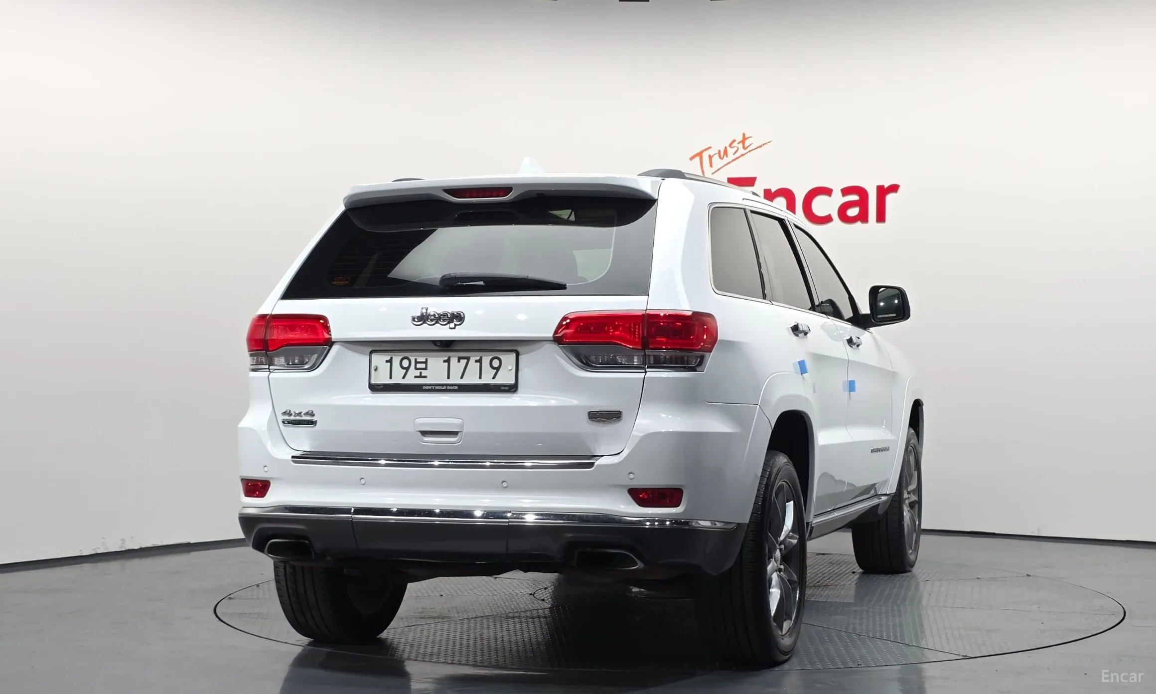Jeep Grand Cherokee превью 4