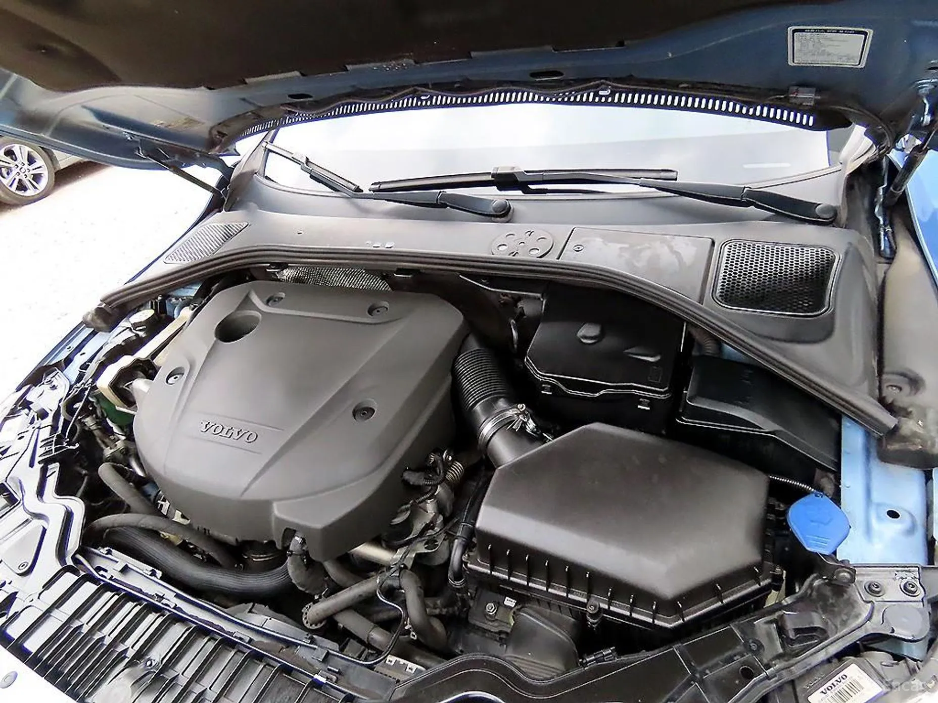 Volvo V60 превью 19