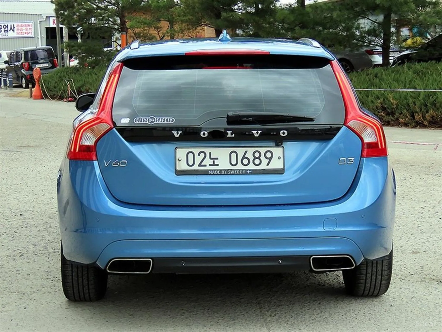 Volvo V60 превью 4
