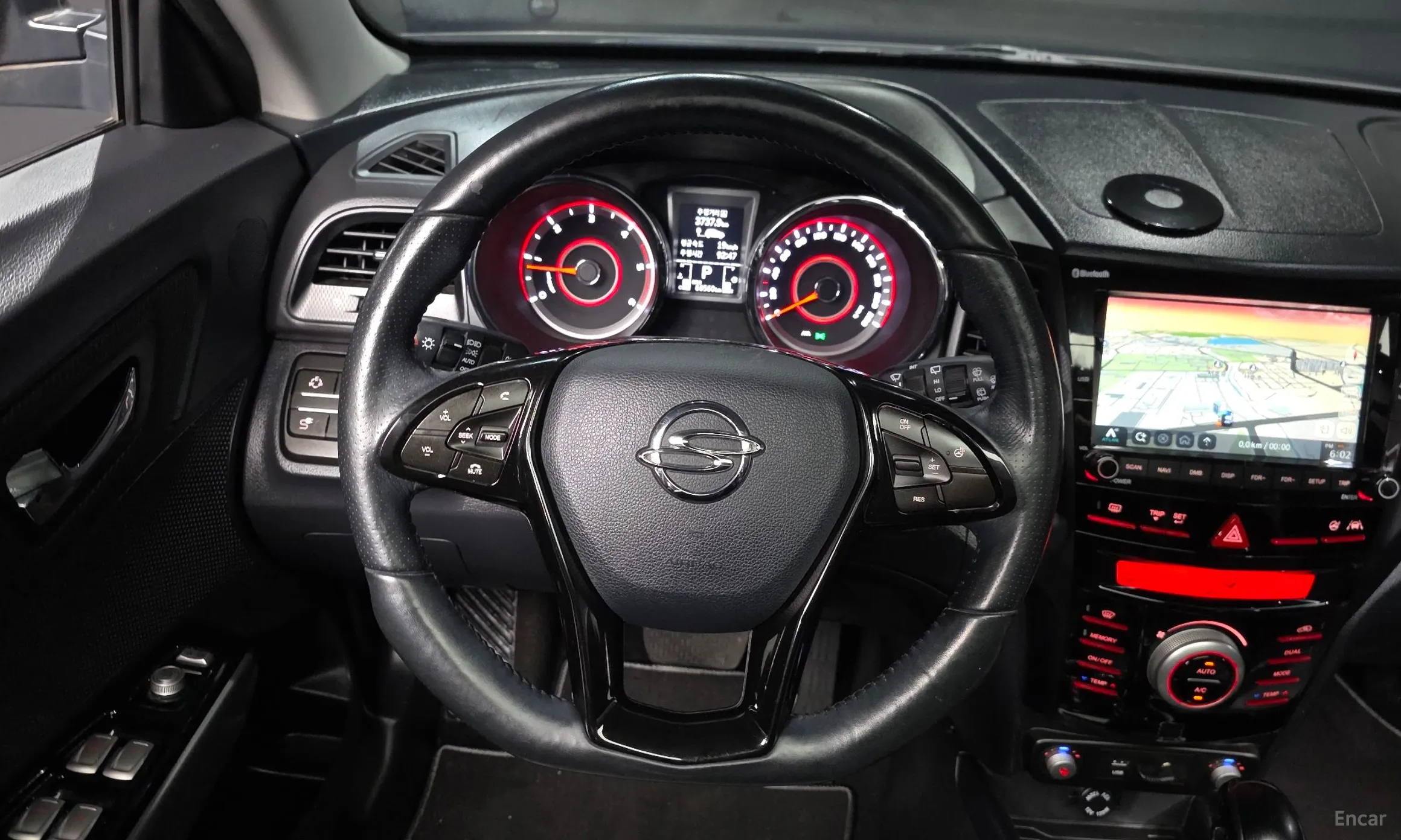 KG Mobility (SsangYong) Tivoli Air превью 13