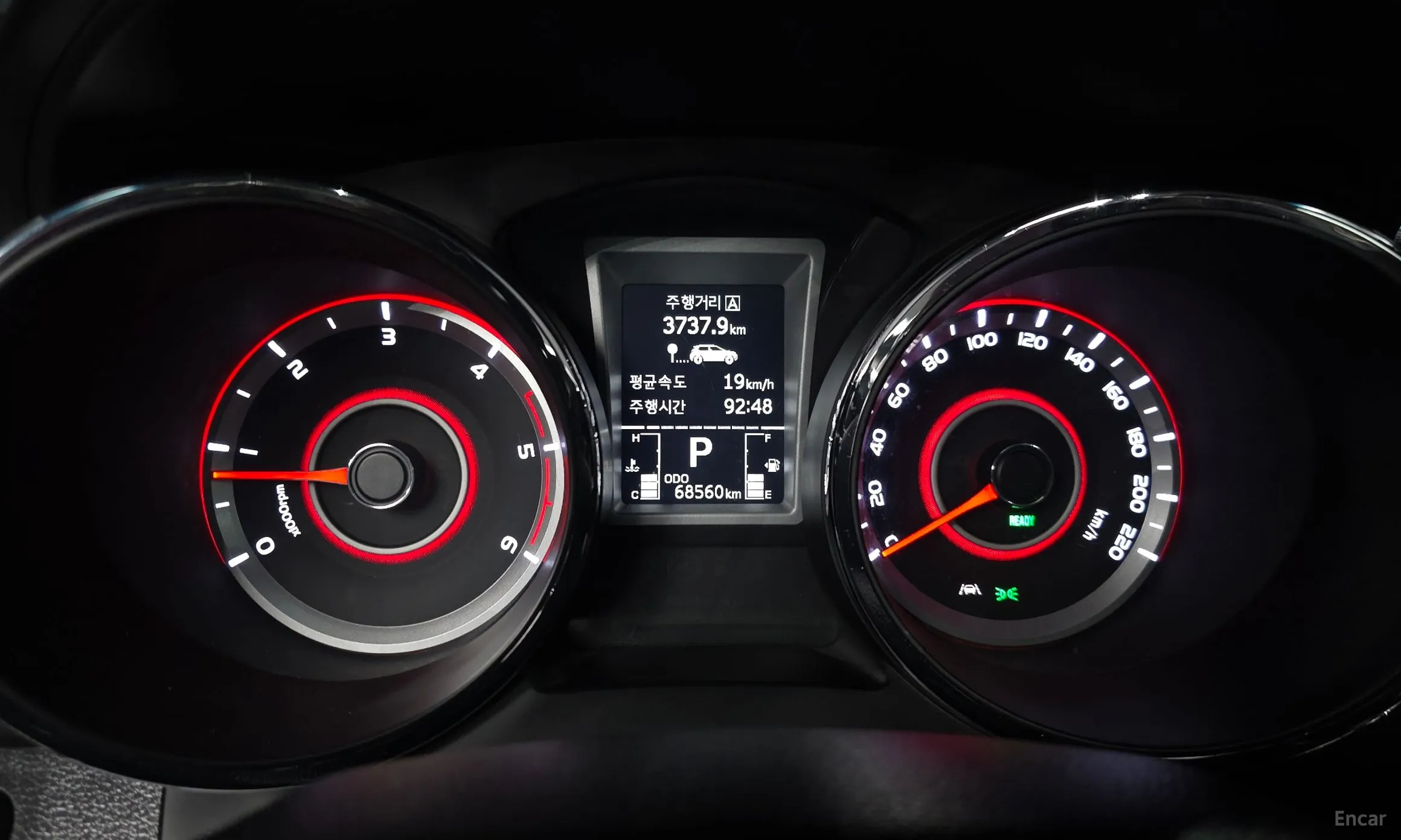 KG Mobility (SsangYong) Tivoli Air превью 8