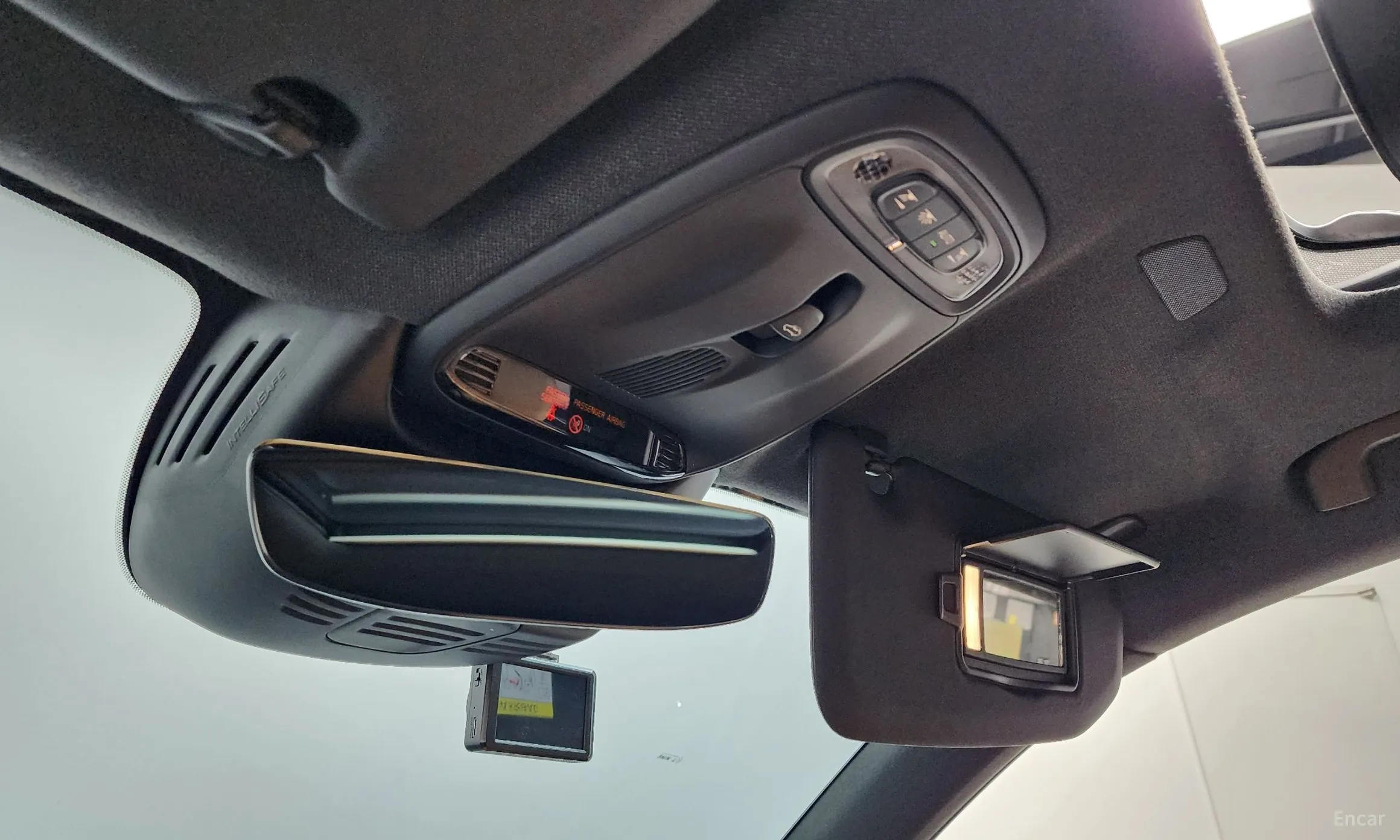 Volvo XC40 превью 17