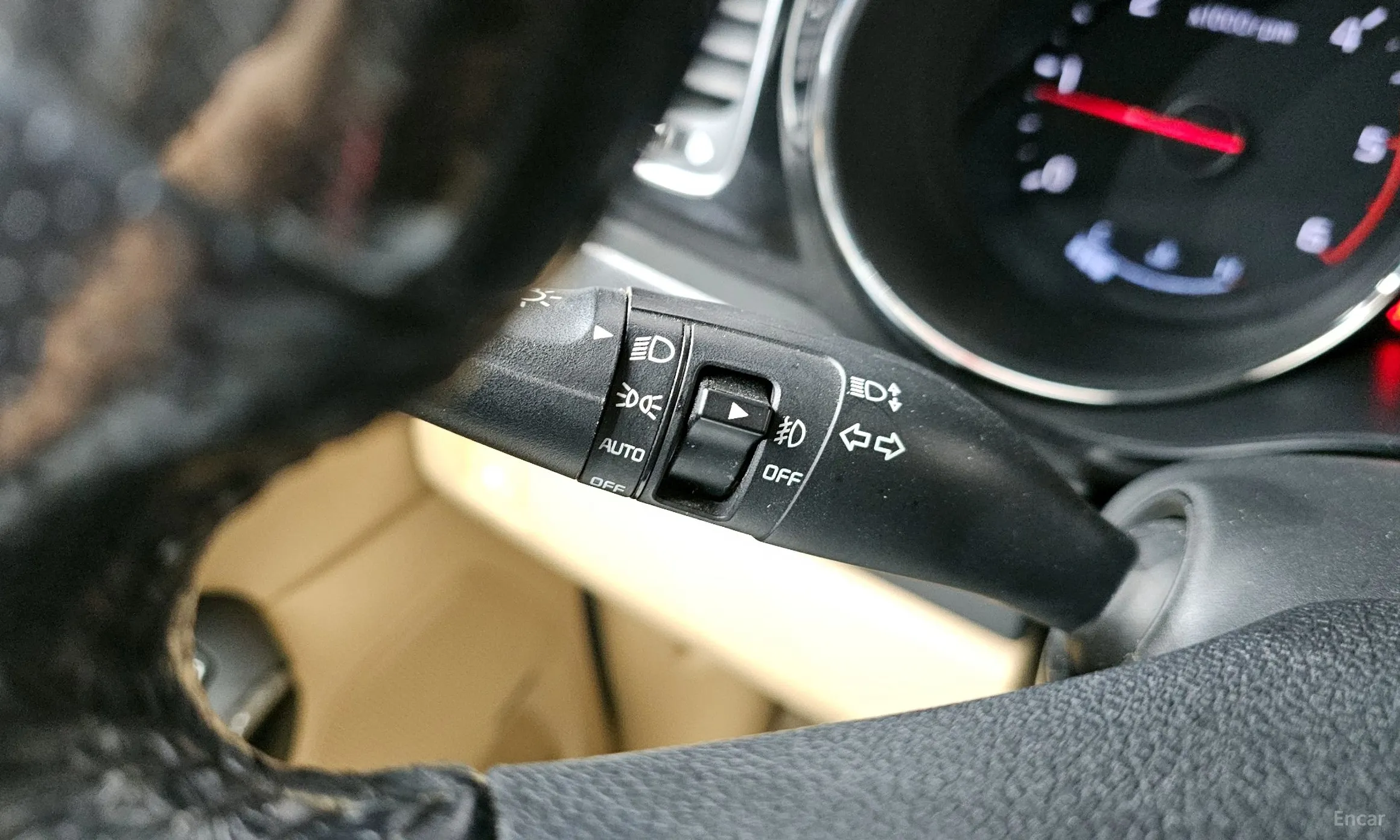 Kia Carnival превью 17