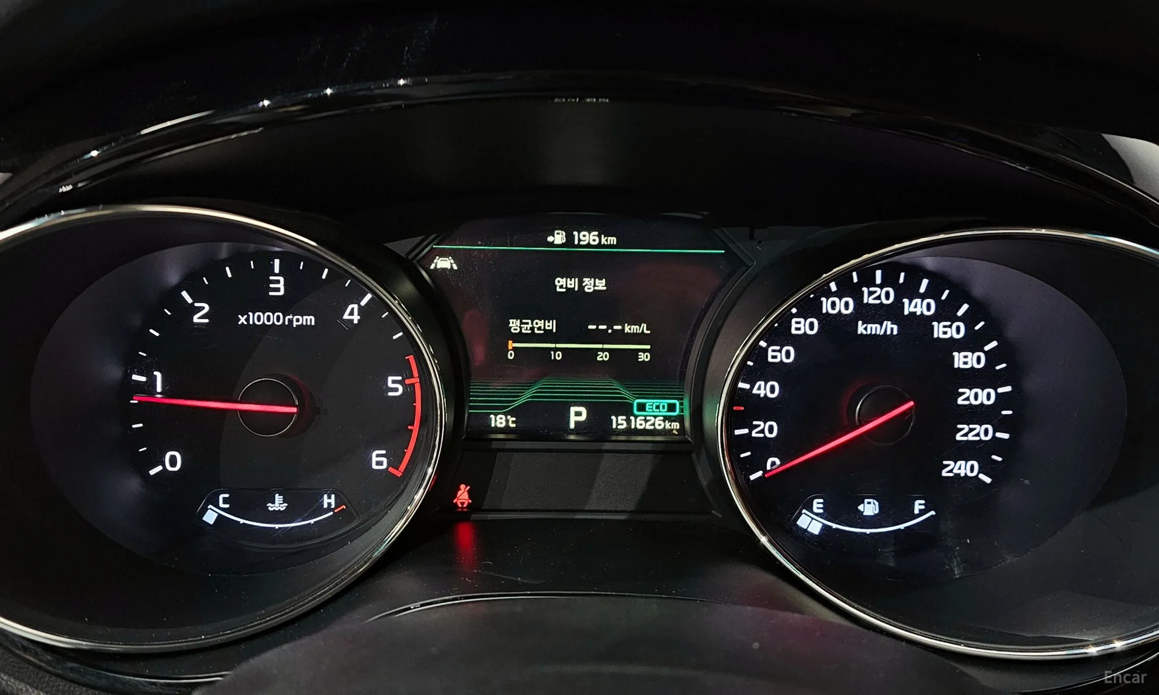 Kia Carnival превью 8