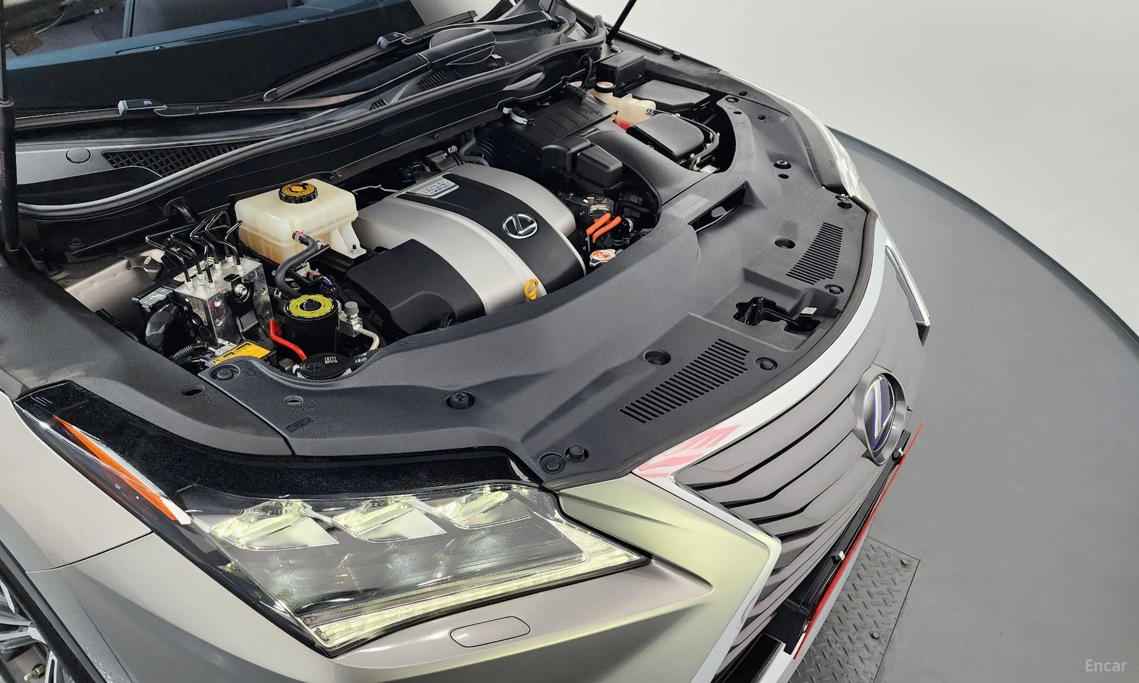 Lexus RX450h Gen 4 превью 6