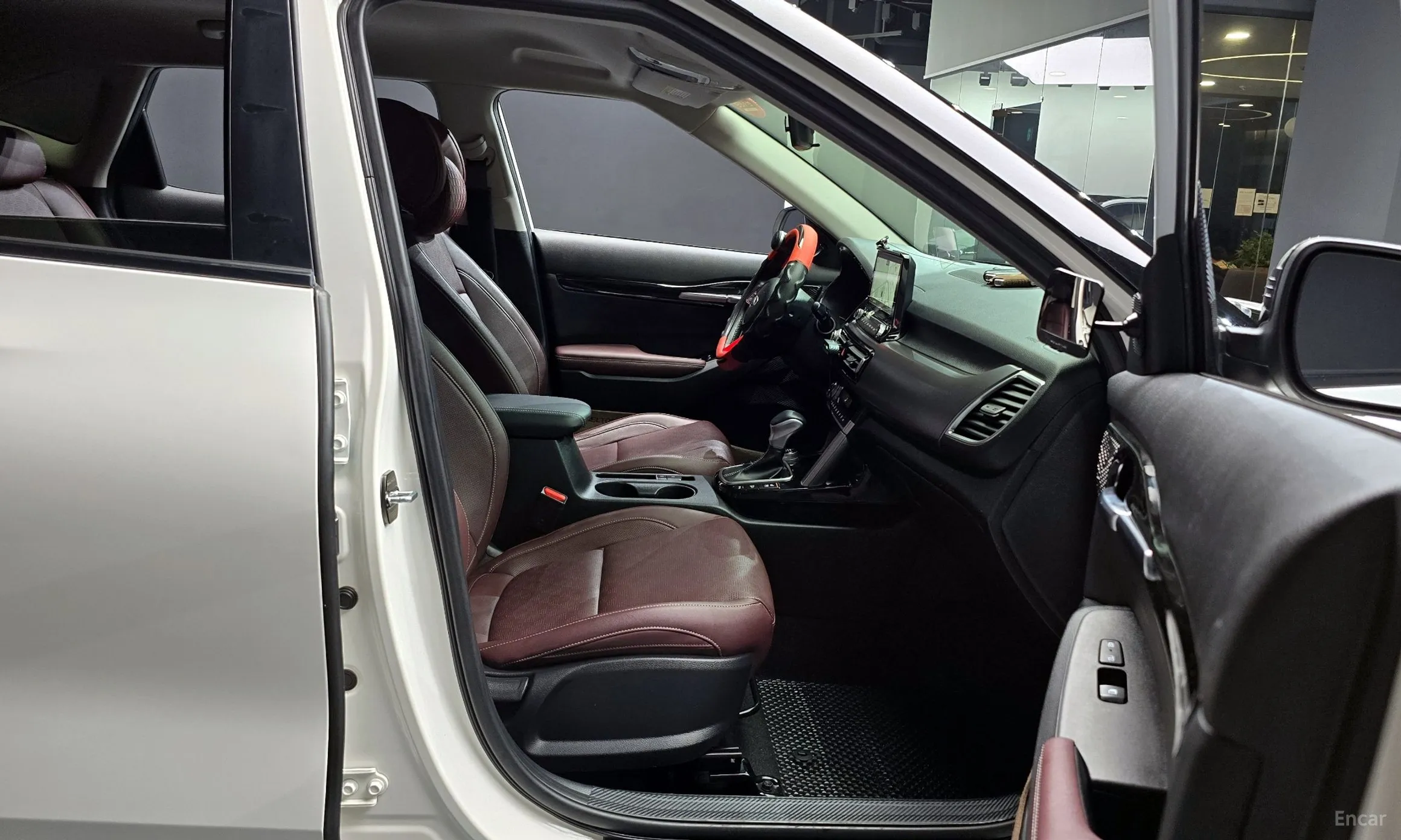 Kia Seltos превью 10
