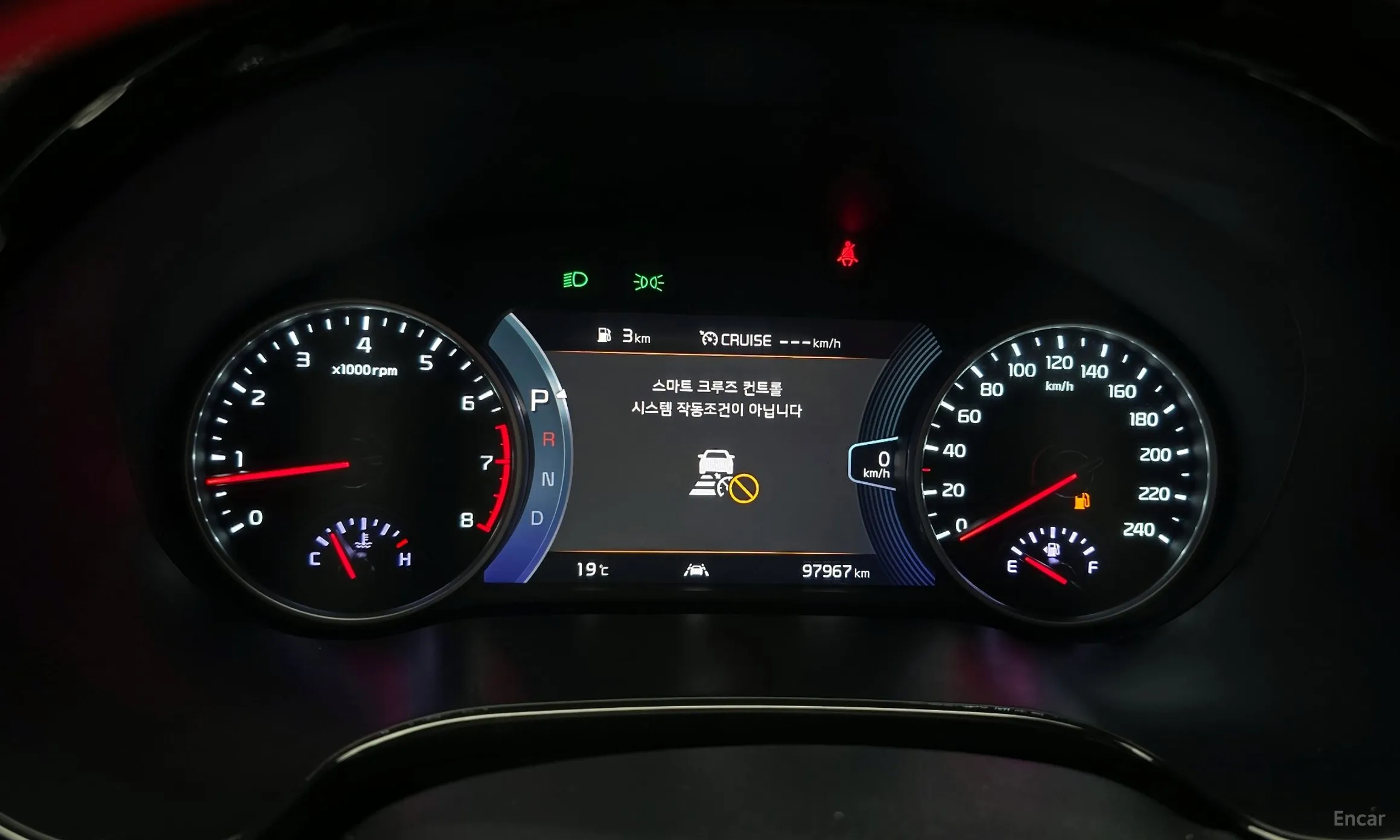 Kia Seltos превью 8