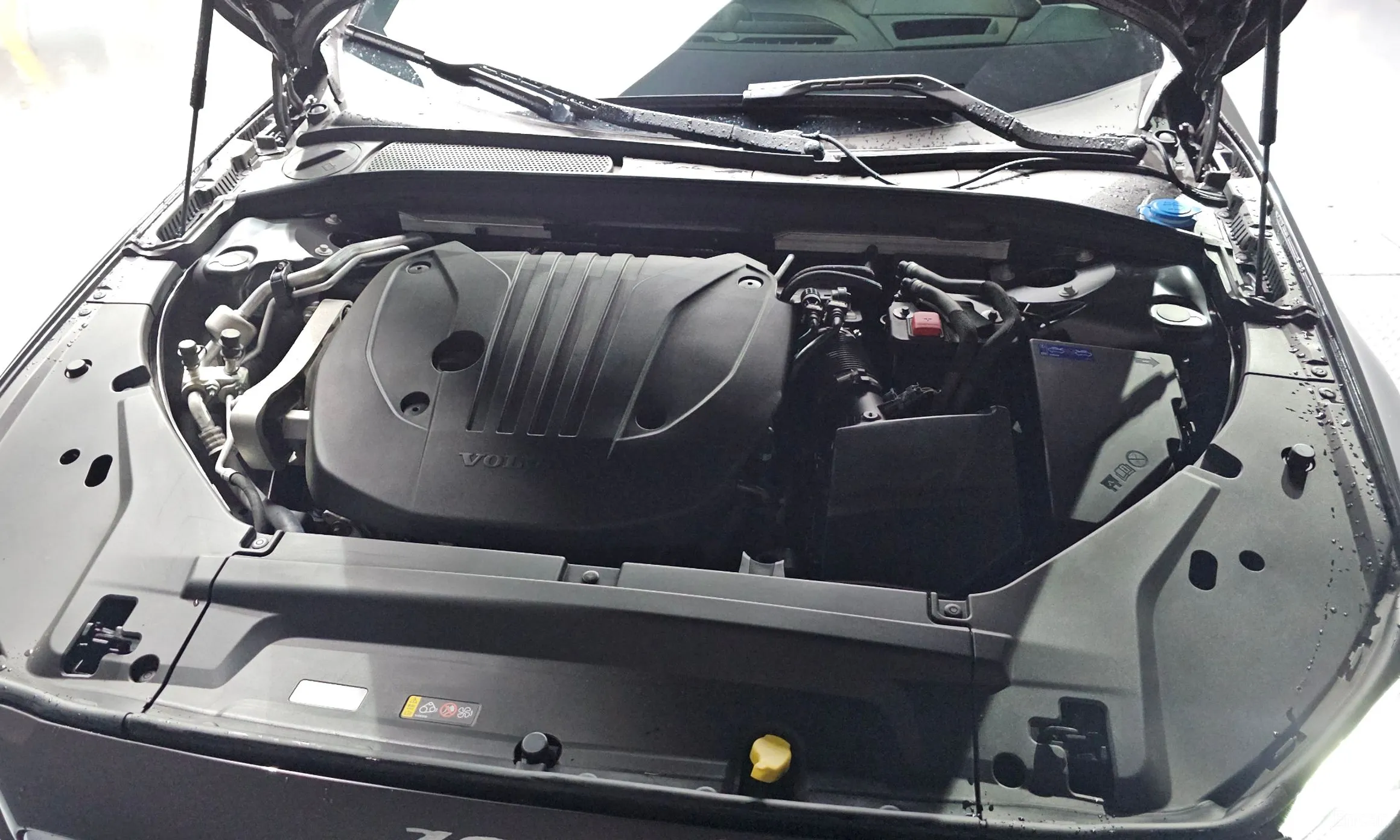 Volvo S90 превью 6