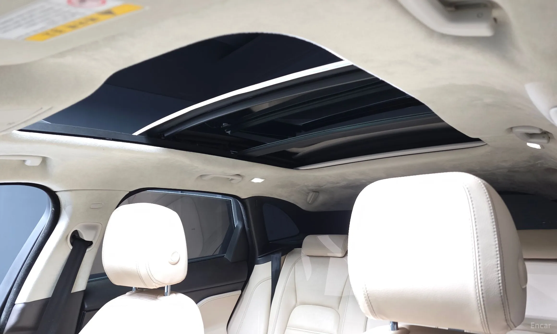 Jaguar F-PACE превью 17
