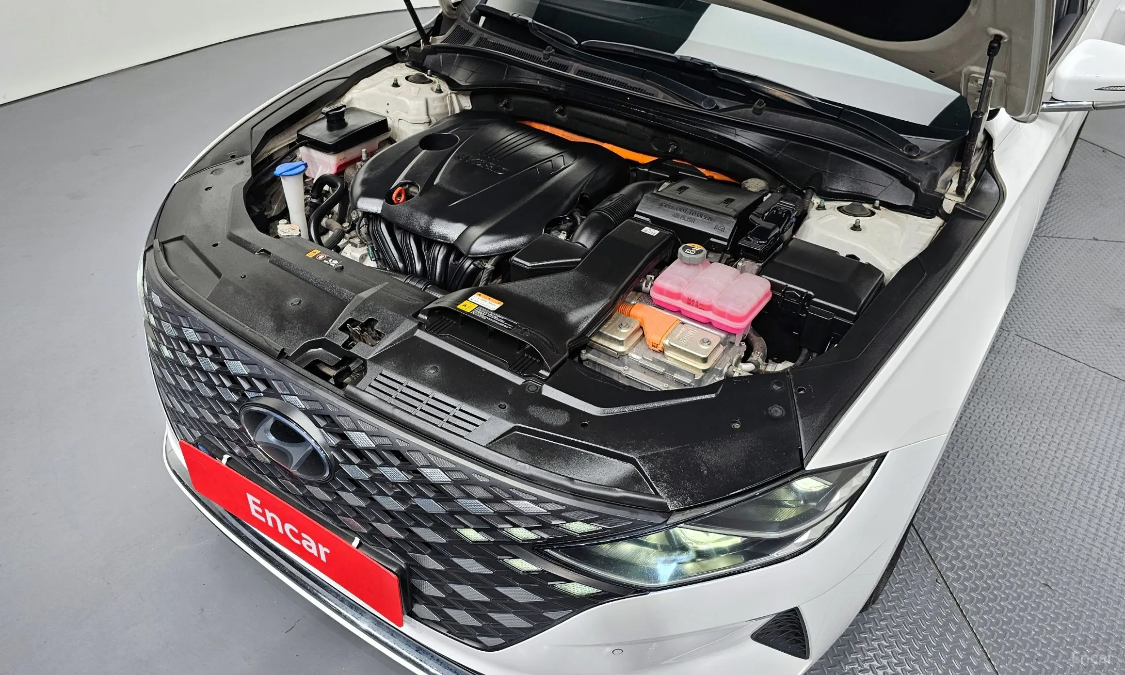 Hyundai Grandeur IG Hybrid превью 6