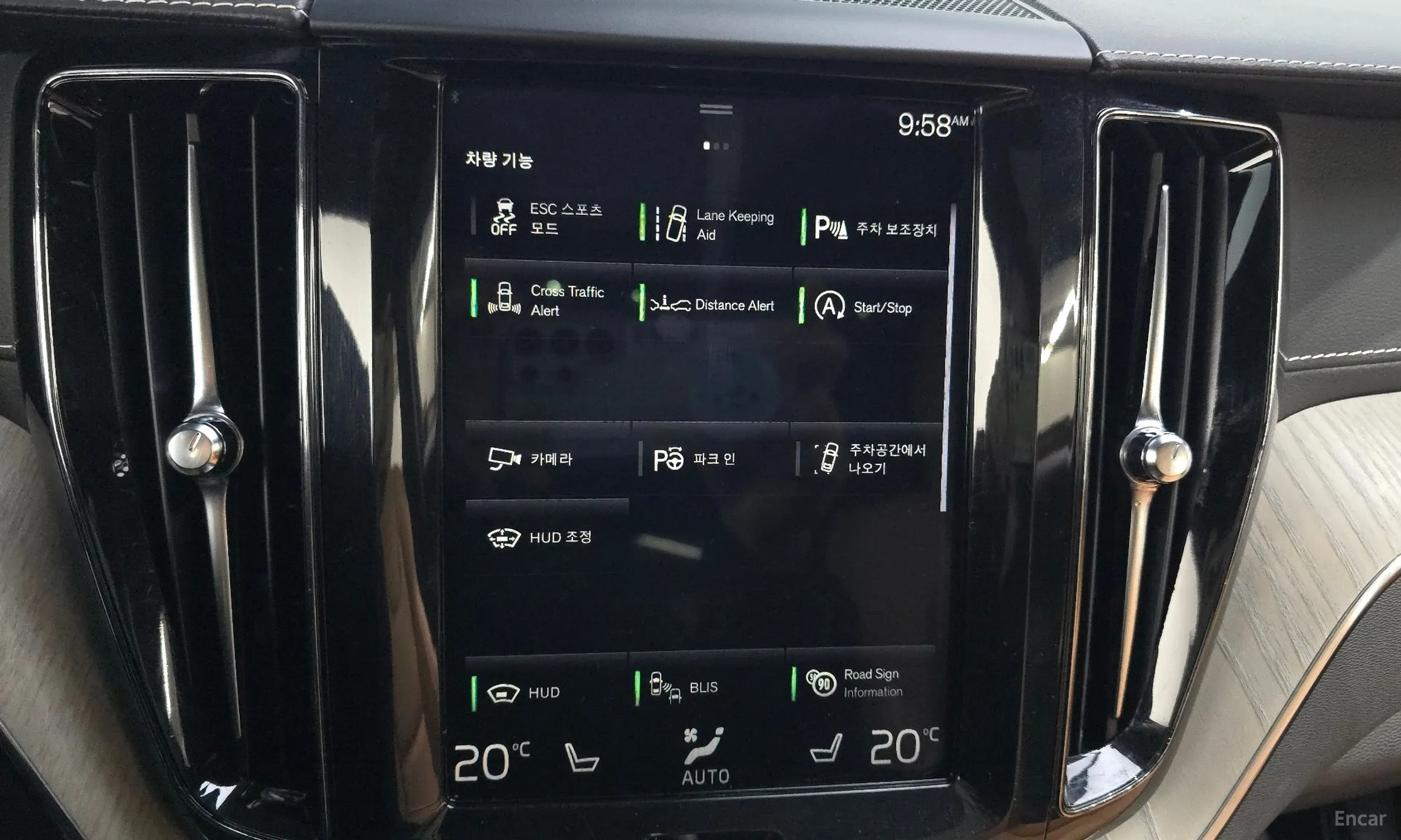 Volvo XC60 Gen 2 превью 16