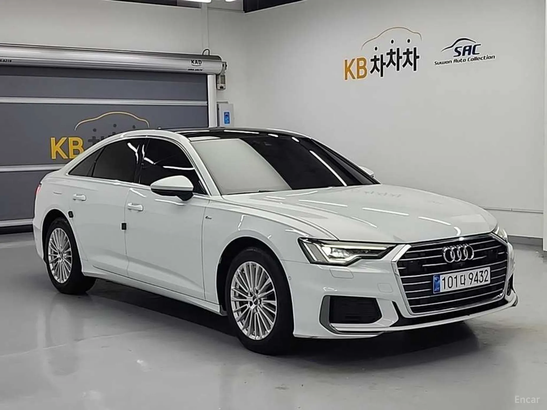 Audi A6 (C8) превью 4