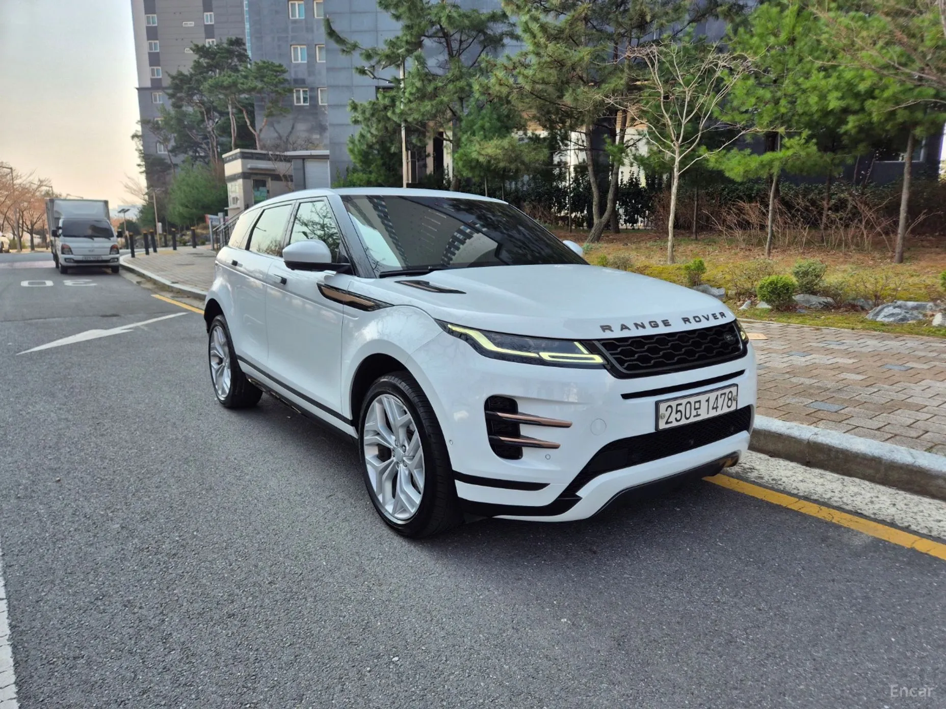 Land Rover Range Rover Evoque 2nd Generation превью 3