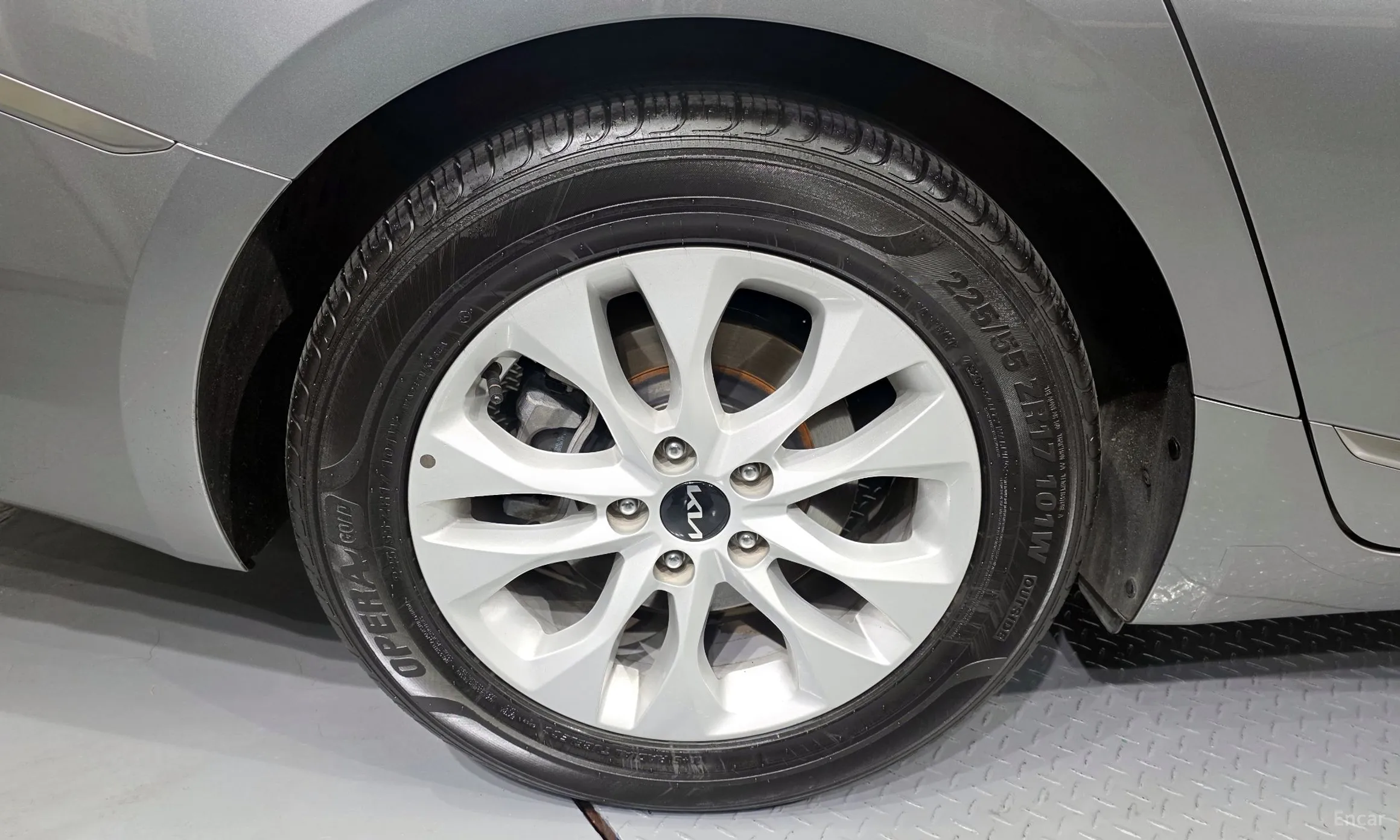 Kia K8 превью 5