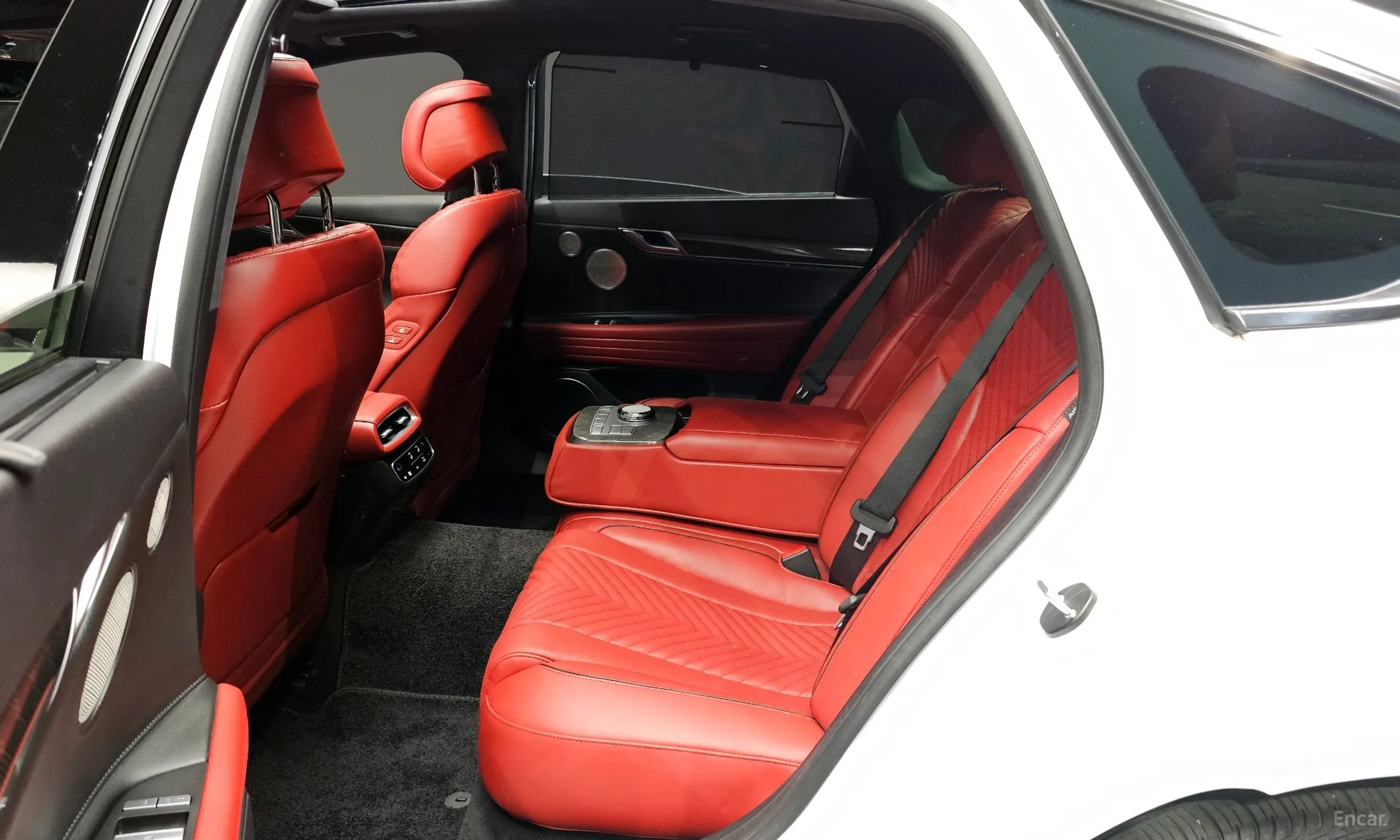 Genesis G80 (RG3) превью 12