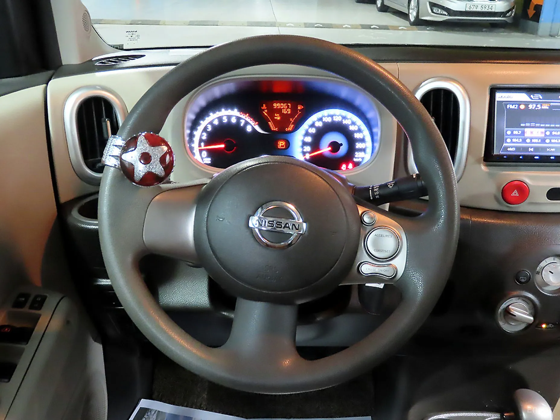Nissan Cube превью 11