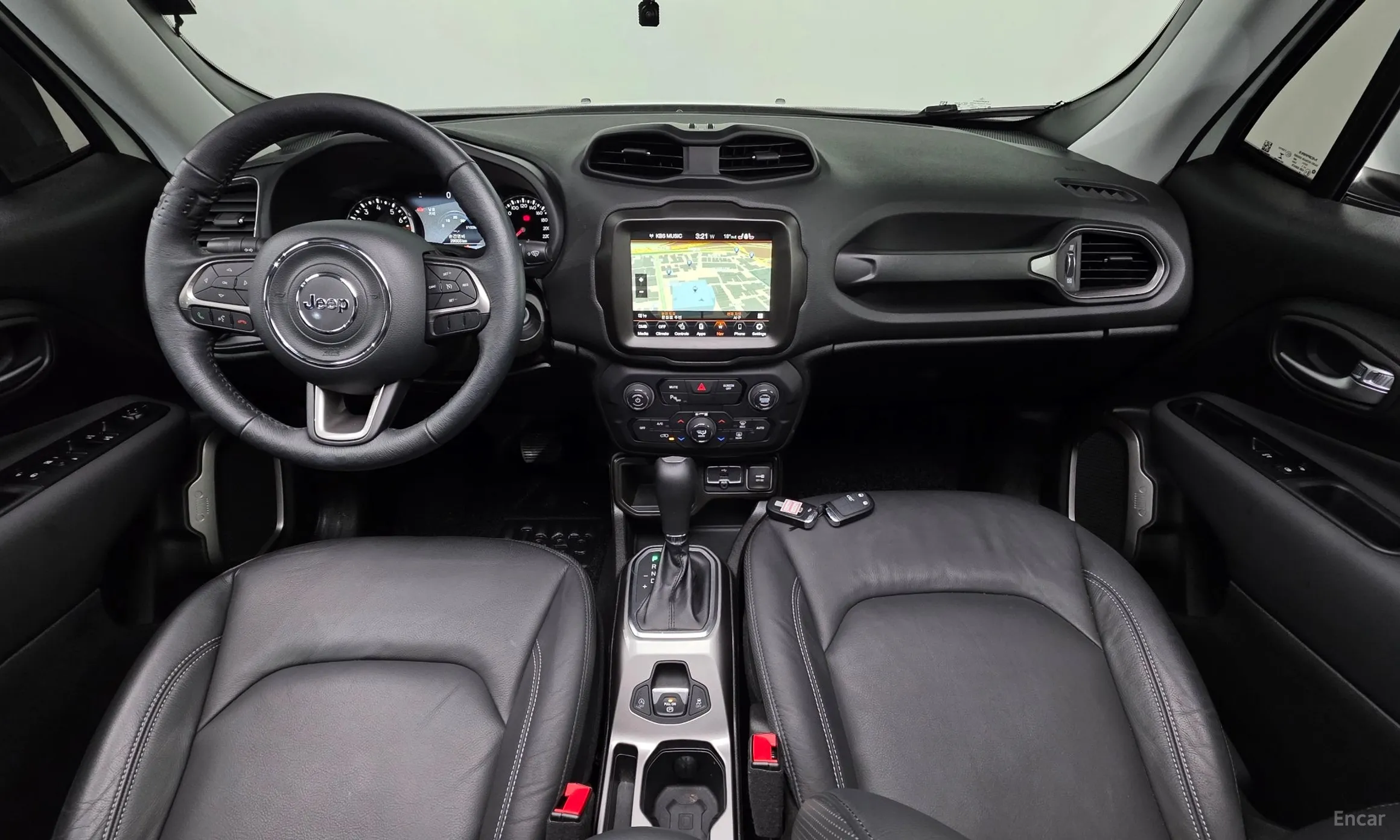 Jeep Renegade превью 7