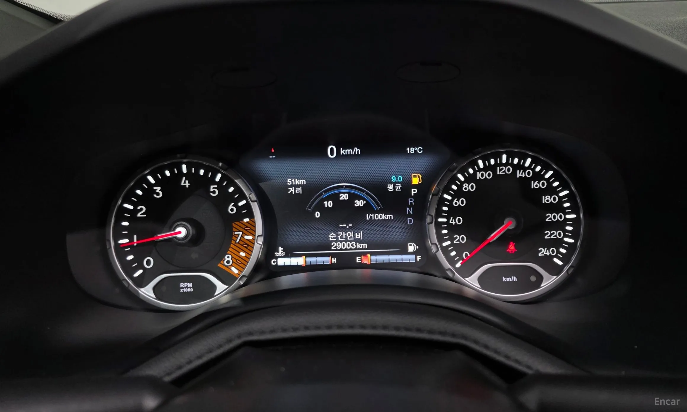 Jeep Renegade превью 8