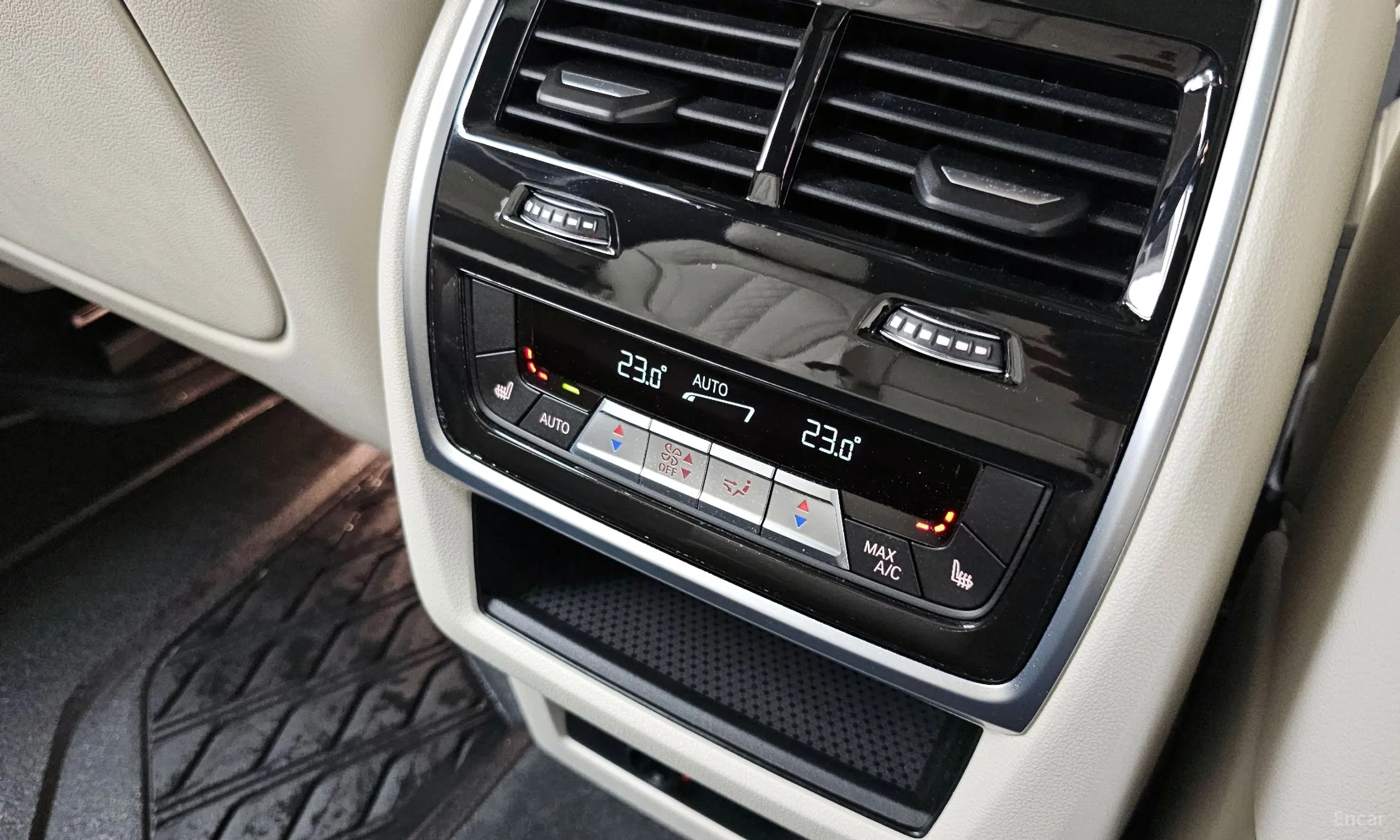 BMW X7 (G07) превью 19