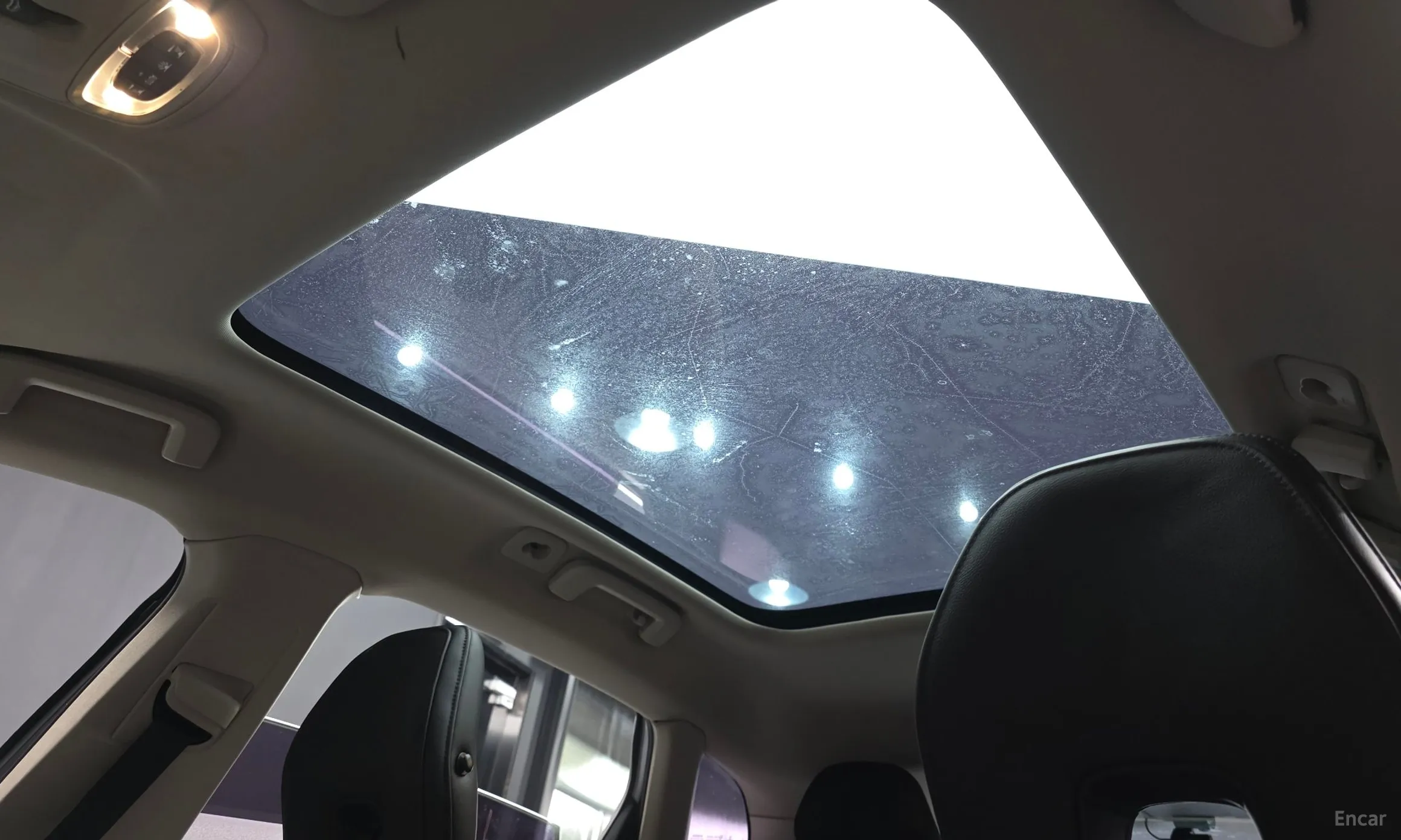 Volvo V40 превью 19