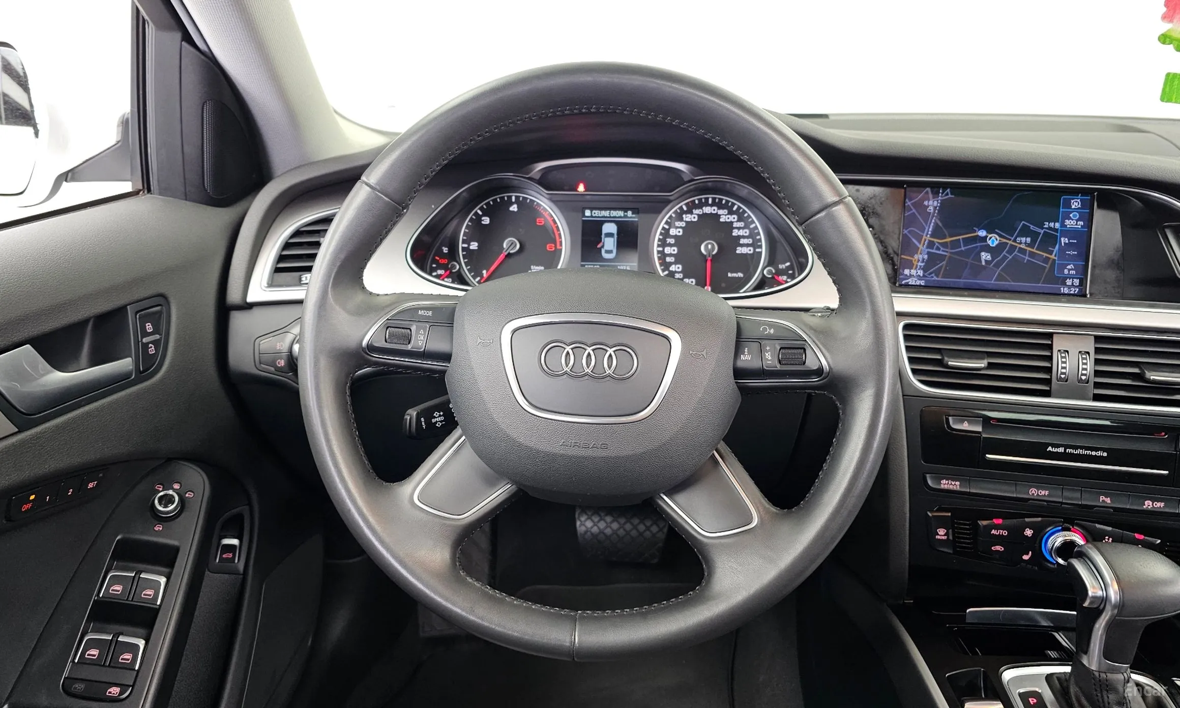 Audi New A4 превью 13