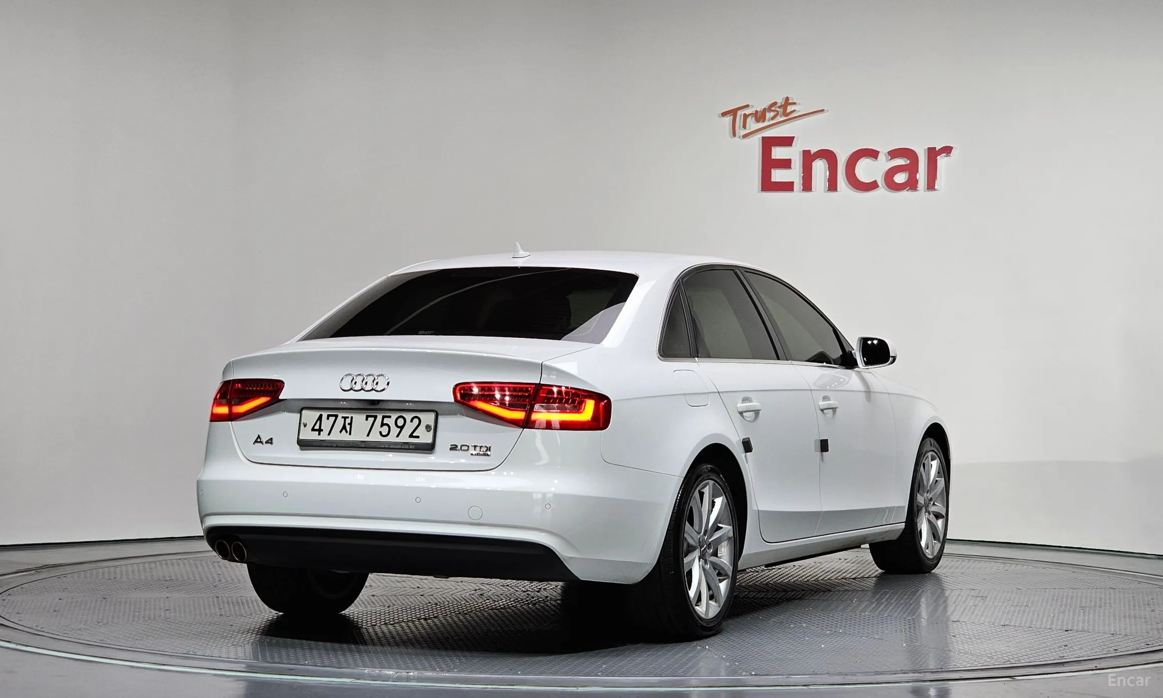 Audi New A4 превью 2