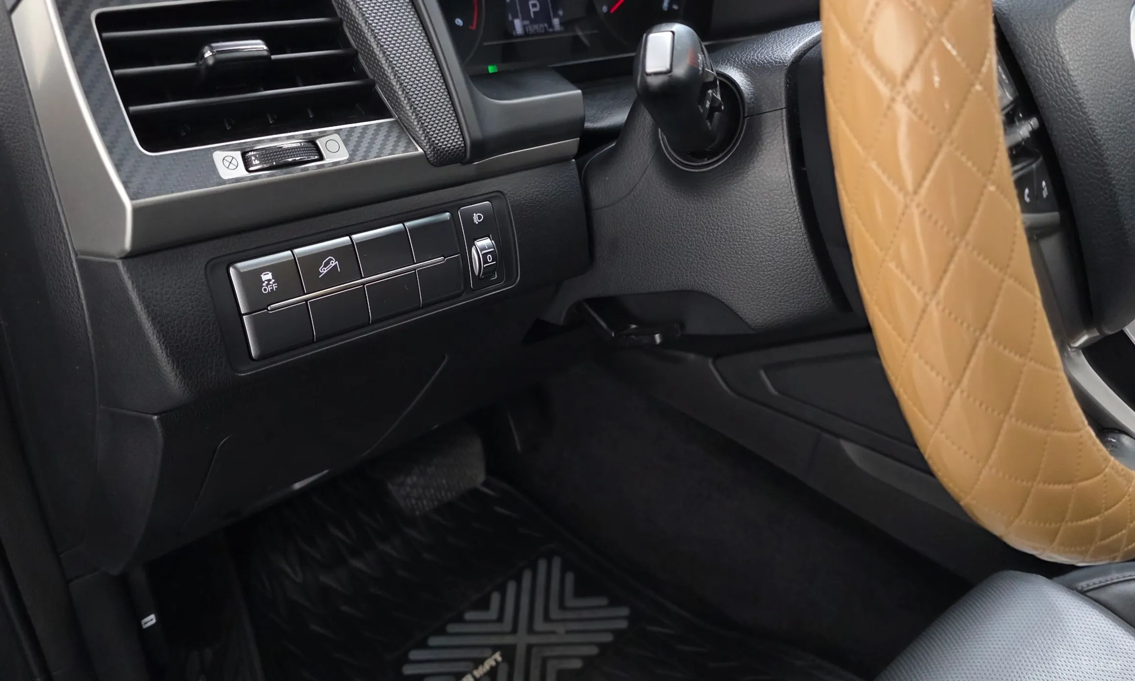 KG Mobility (SsangYong) Rexton Sports превью 14