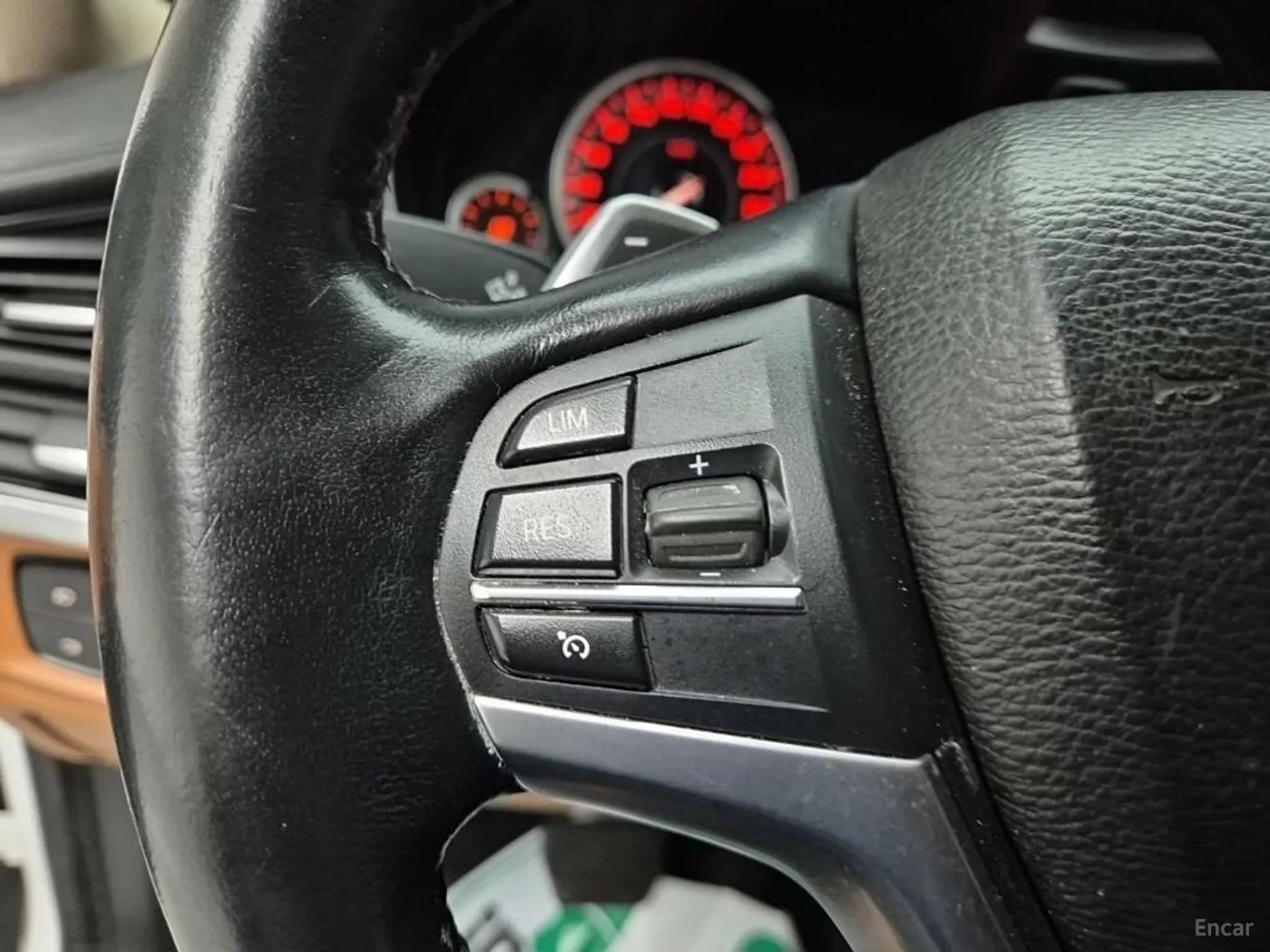BMW X6 (F16) превью 19