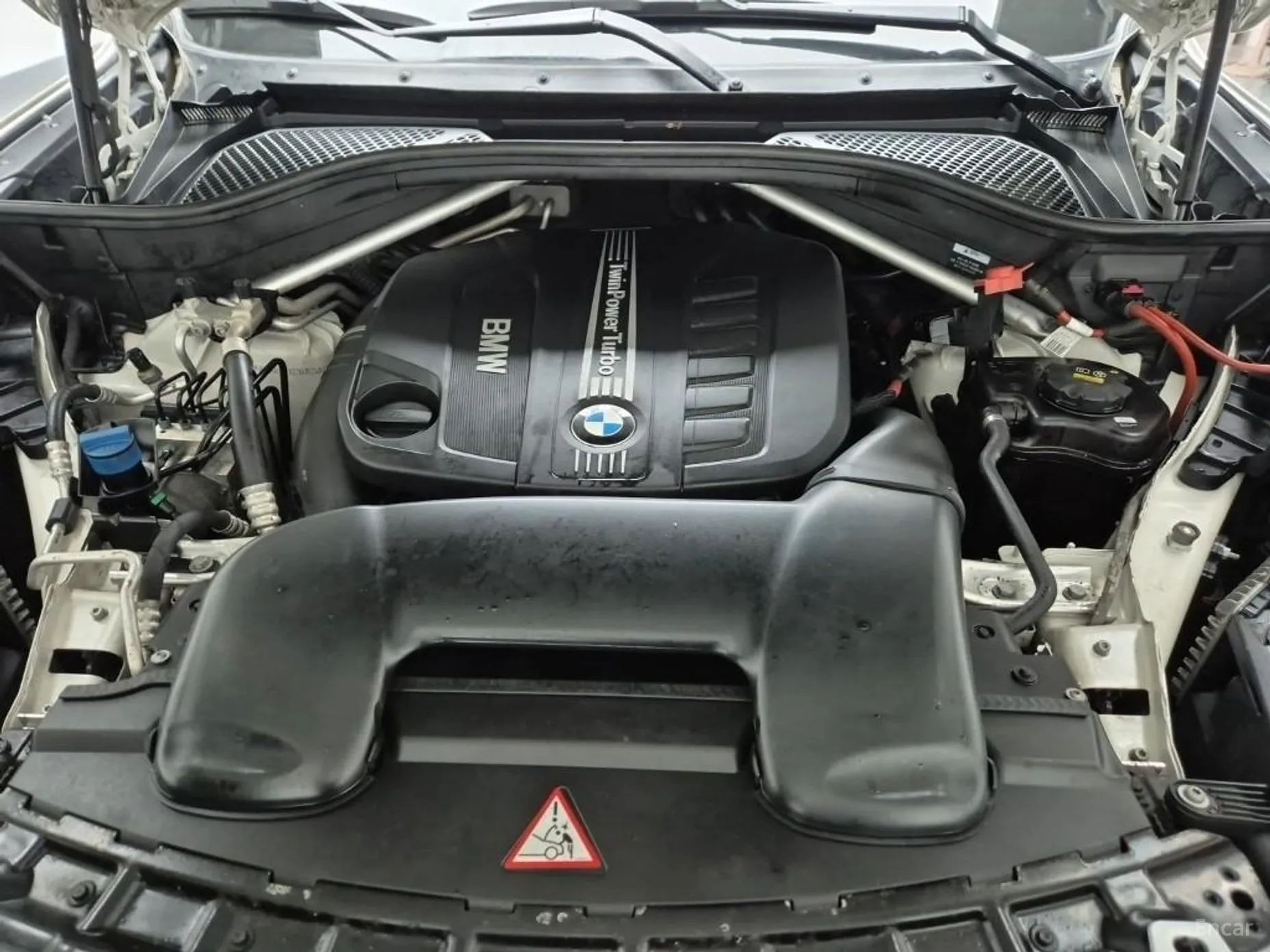 BMW X6 (F16) превью 6