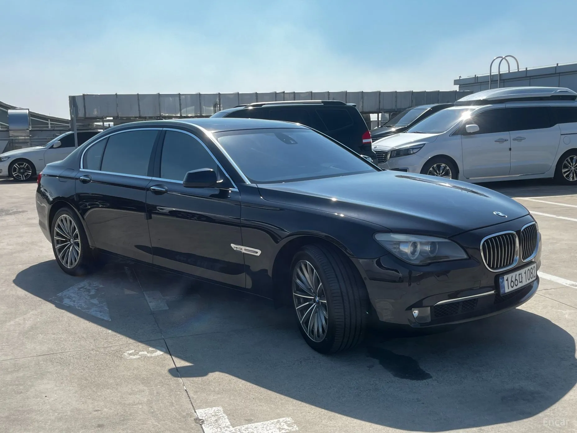 BMW 7 Series (F01) превью 3