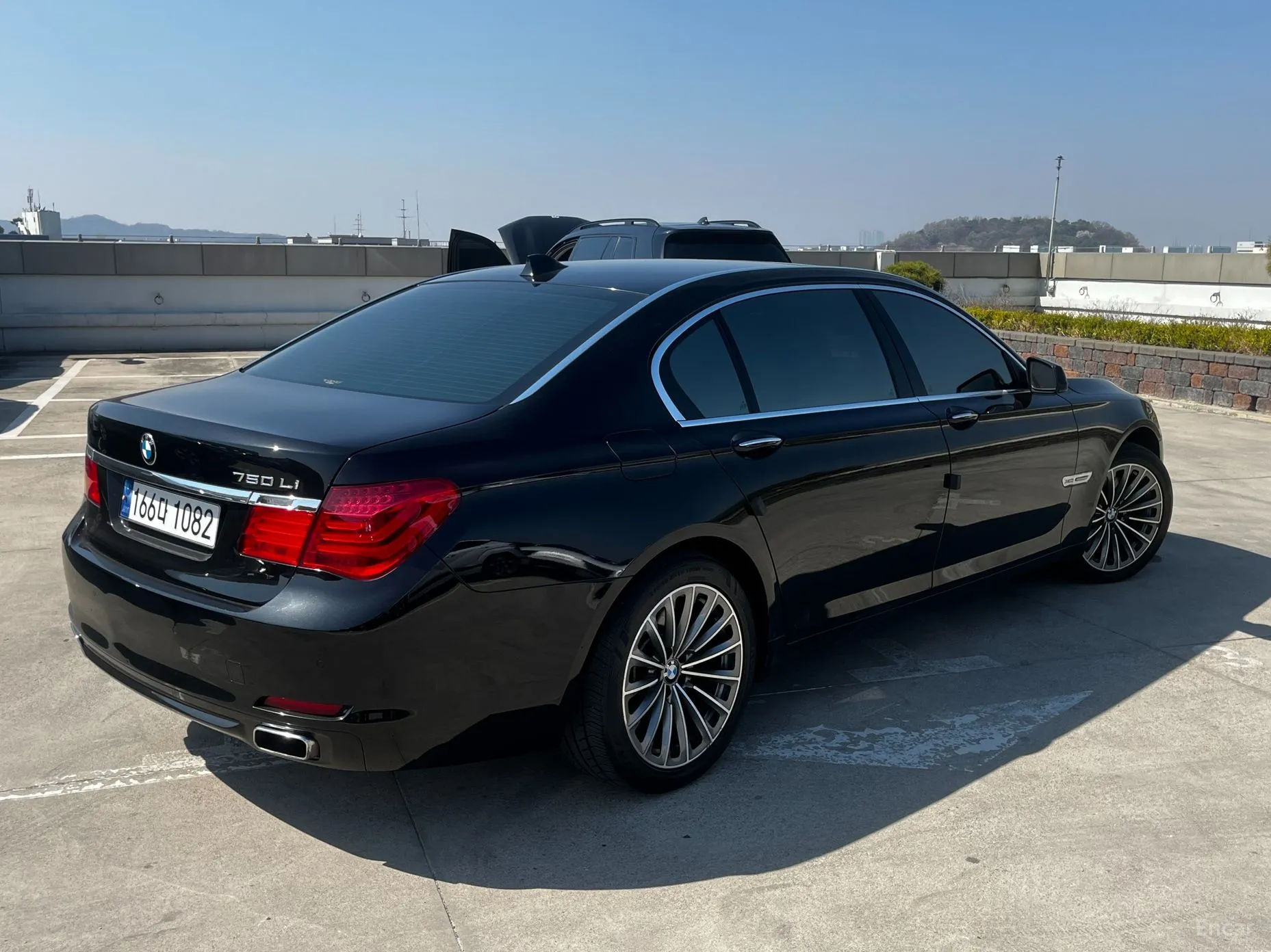 BMW 7 Series (F01) превью 4