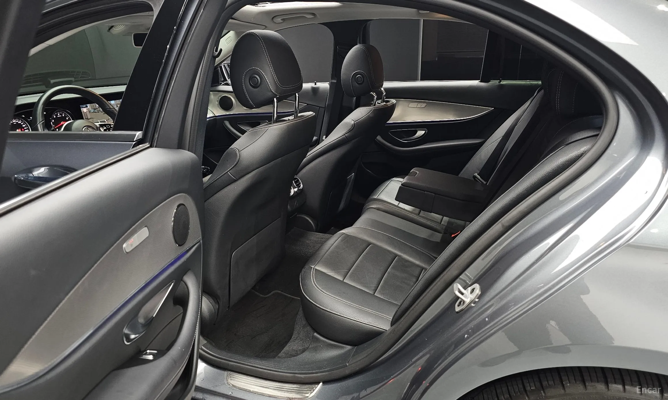 Mercedes Benz E-Class W213 превью 12