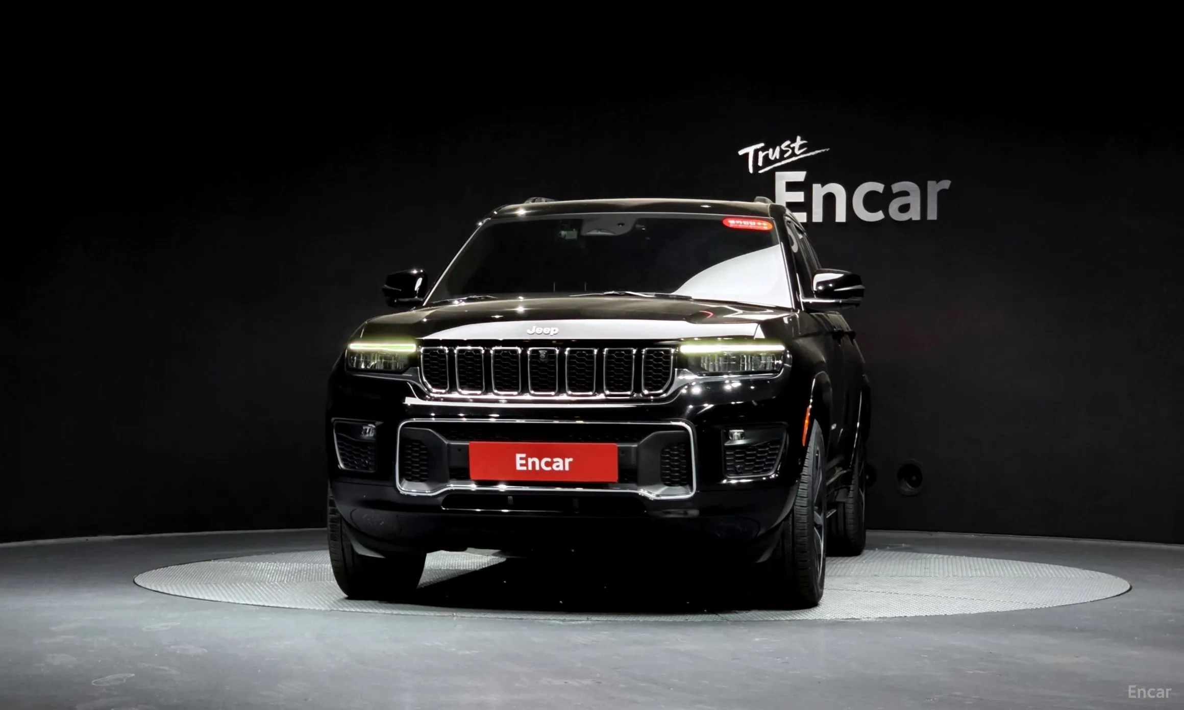 Jeep Grand Cherokee (WL) превью 3