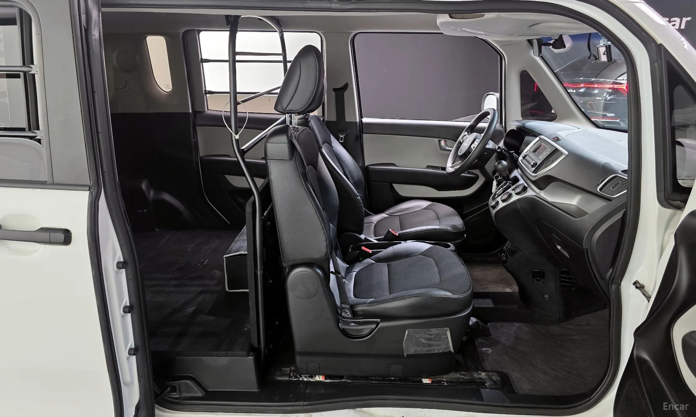 Kia Ray превью 12