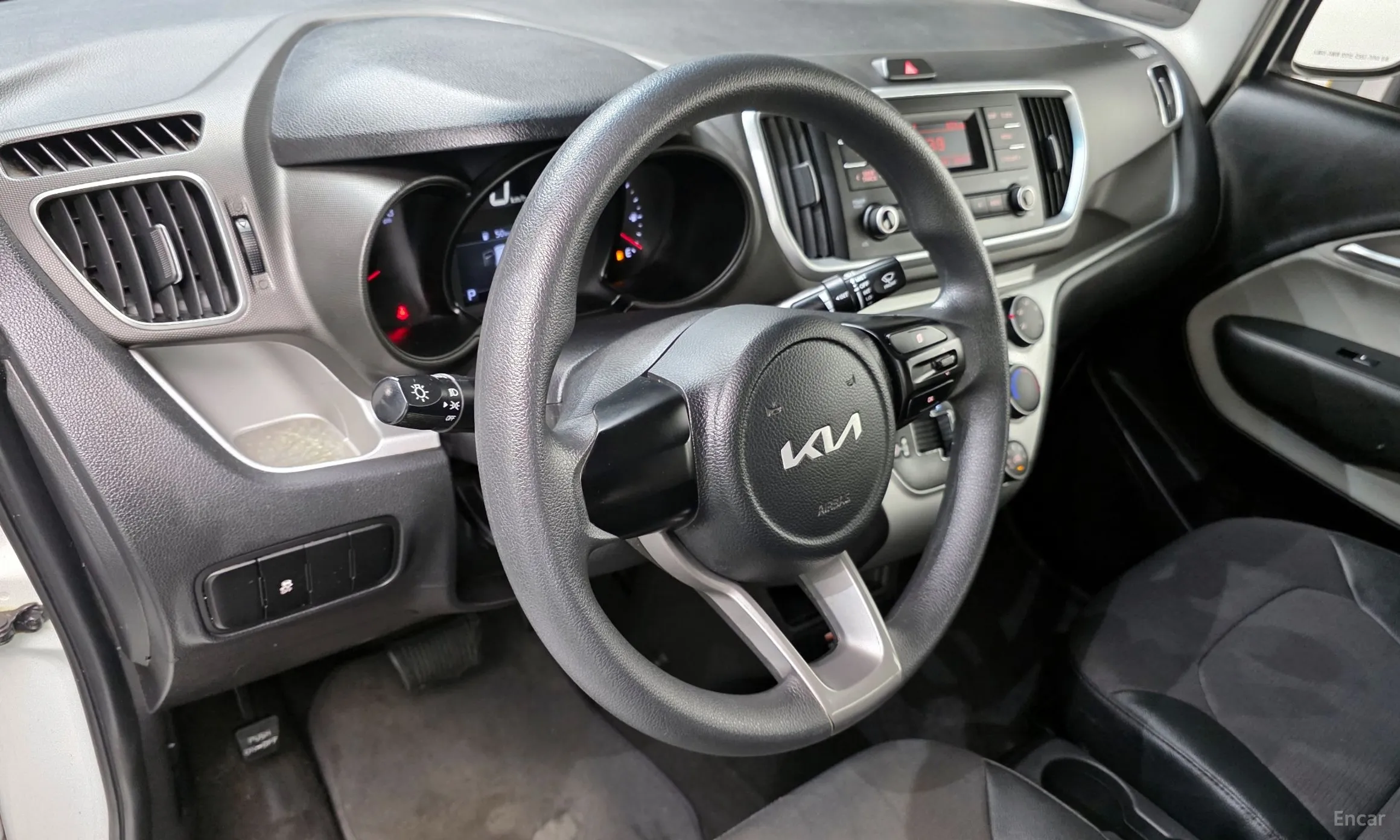 Kia Ray превью 13