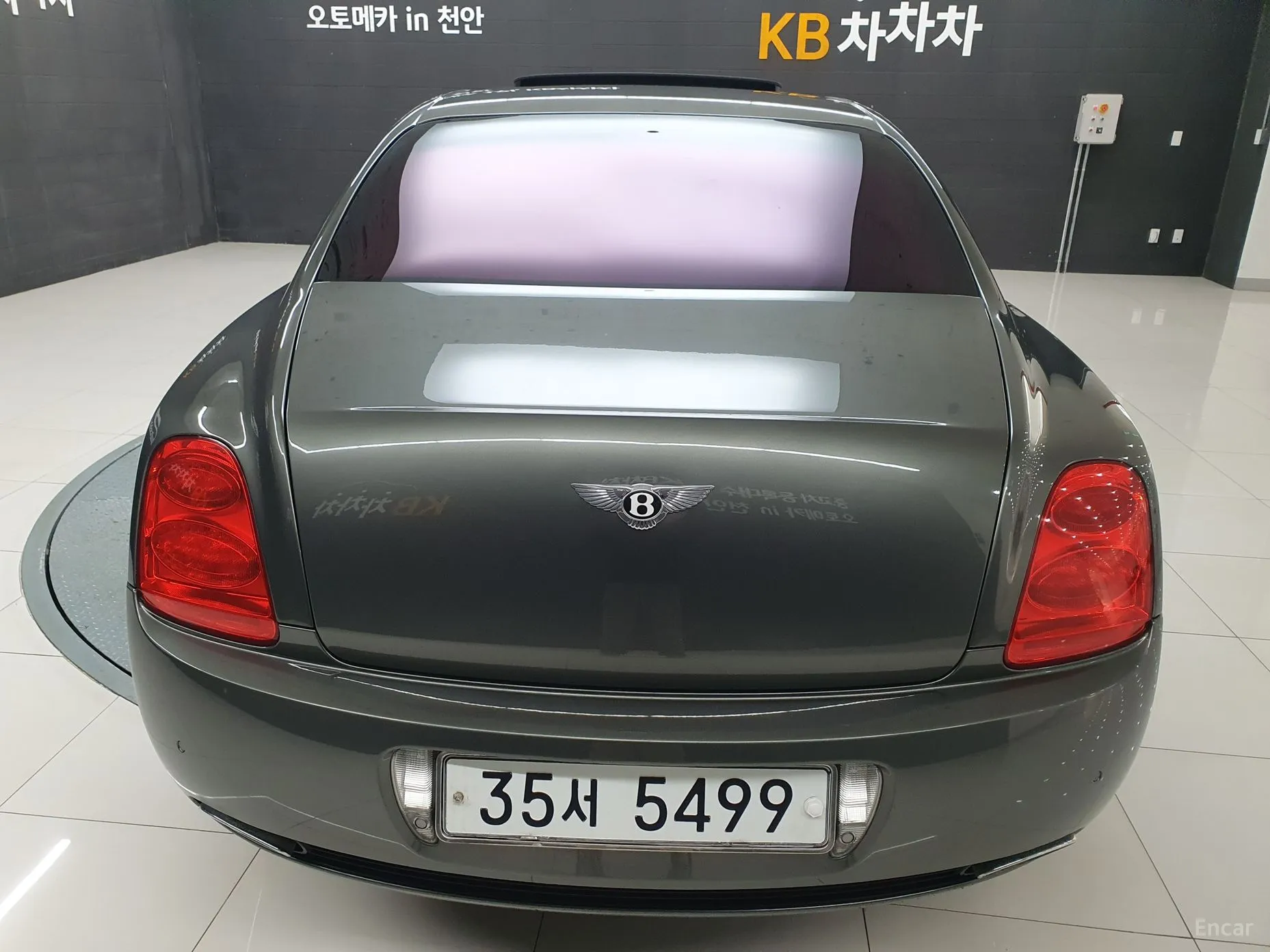 Bentley Flying Spur Gen 1 превью 4