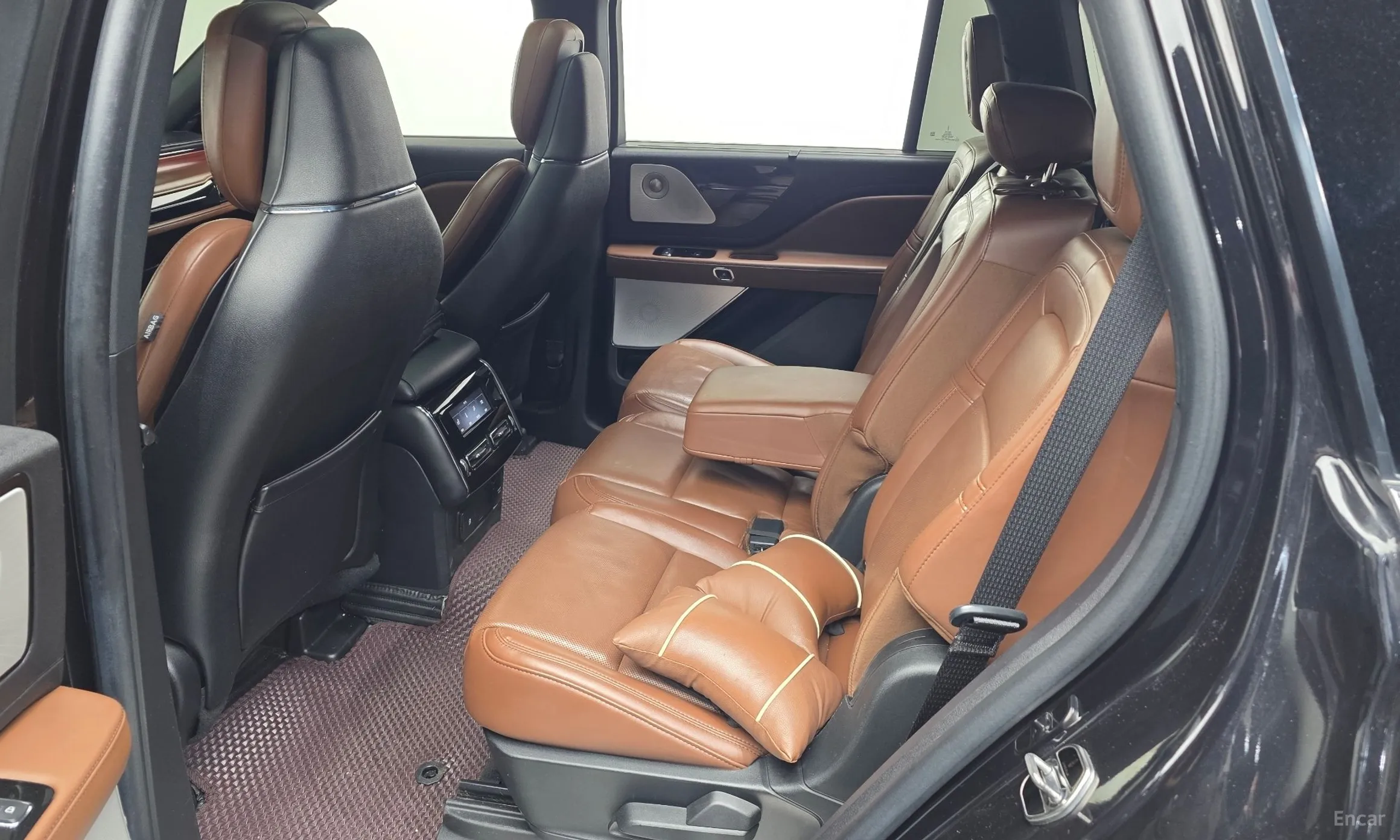 Lincoln Aviator 2nd Generation превью 12