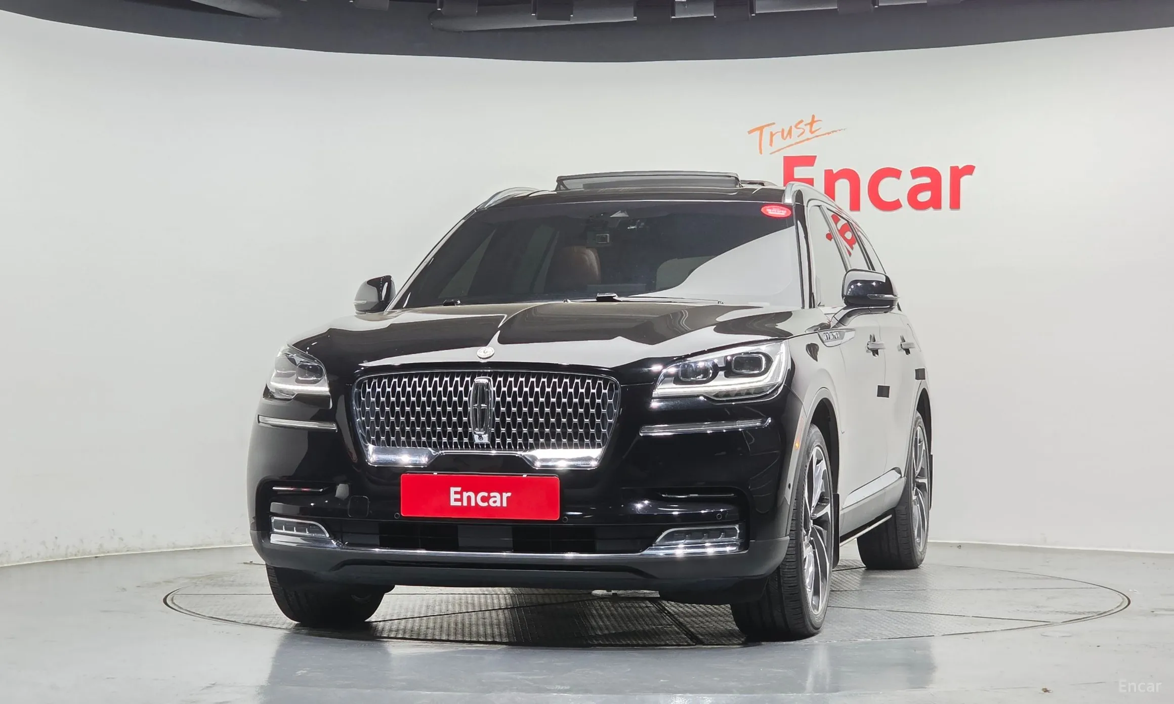 Lincoln Aviator 2nd Generation превью 3