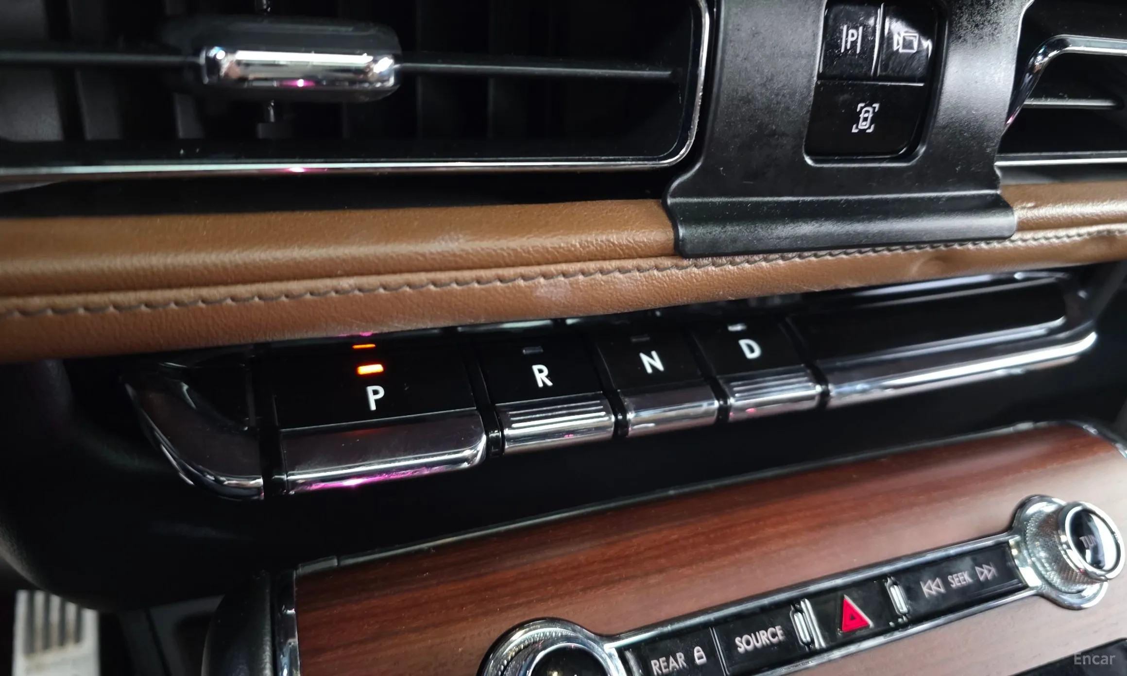 Lincoln Aviator 2nd Generation превью 9